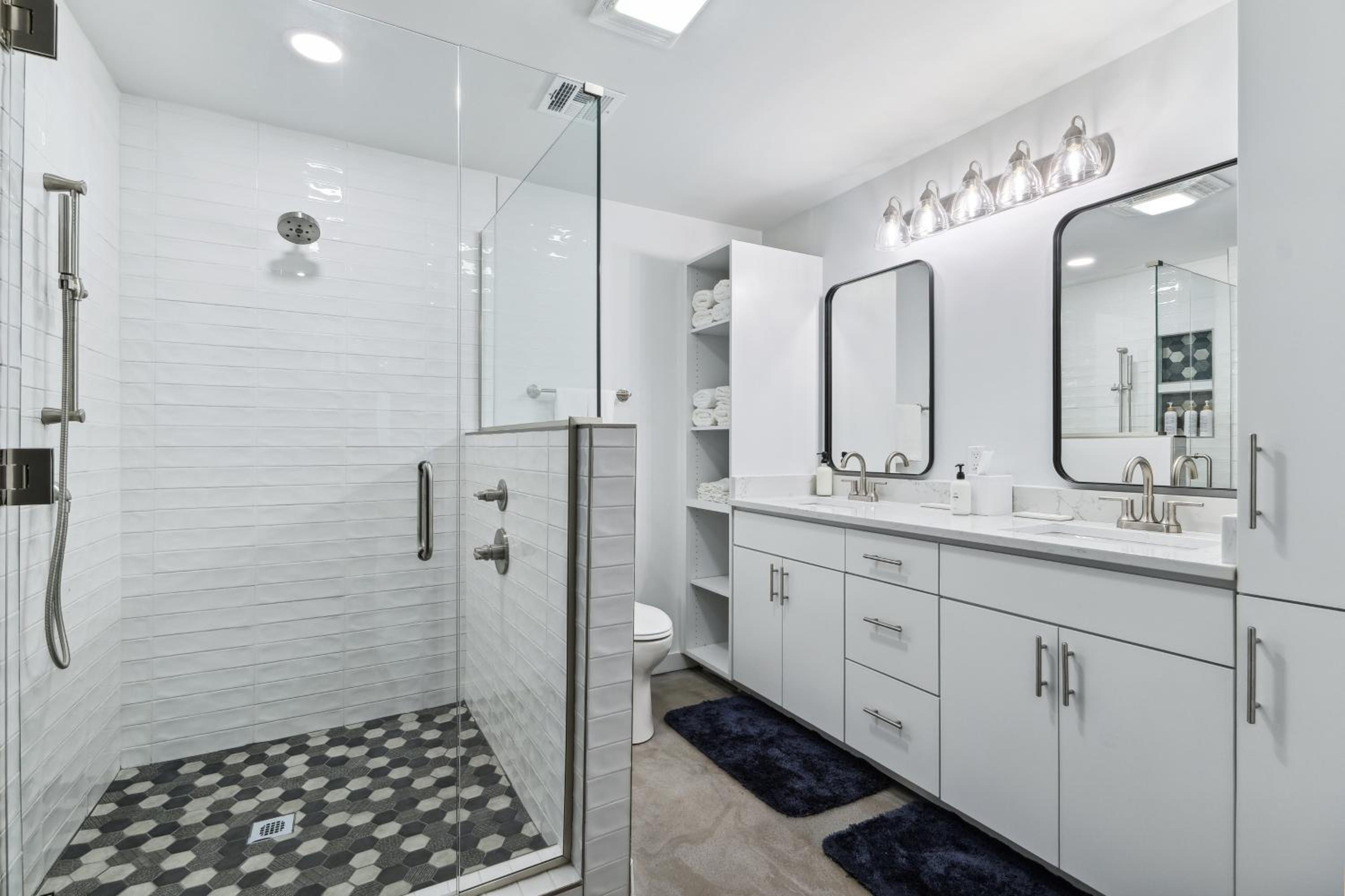 Exquisite Flat in Arts District
