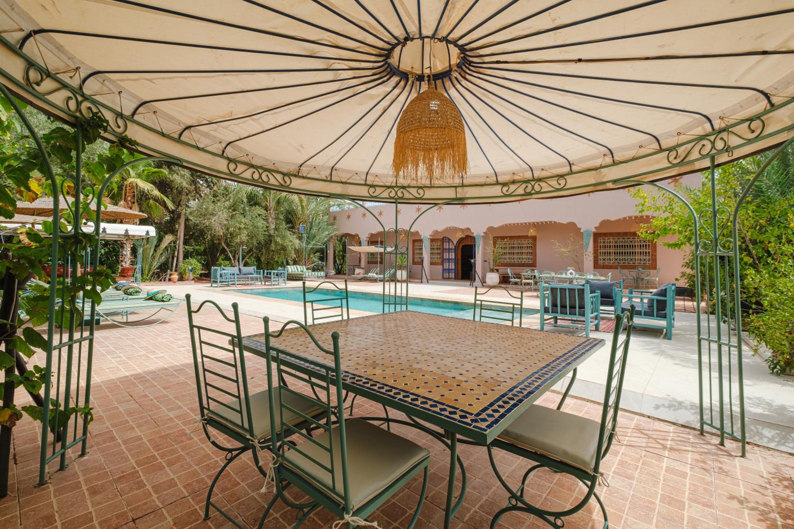 Dar Salah - Eddine Oasis Pool & SPA