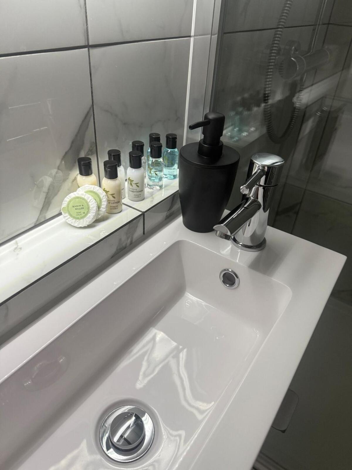 Luxury Holt Duplex with Bath Suite
