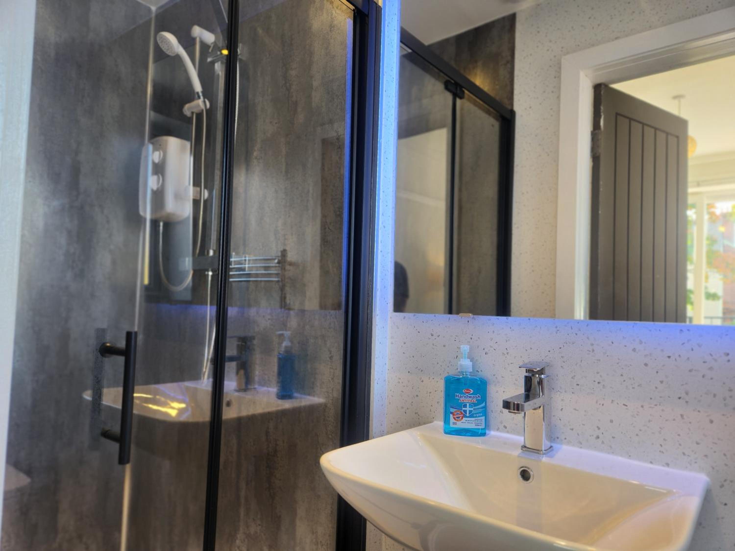 Luxury Cottage Stay Rooms Free Wifi Old Trafford Manchester