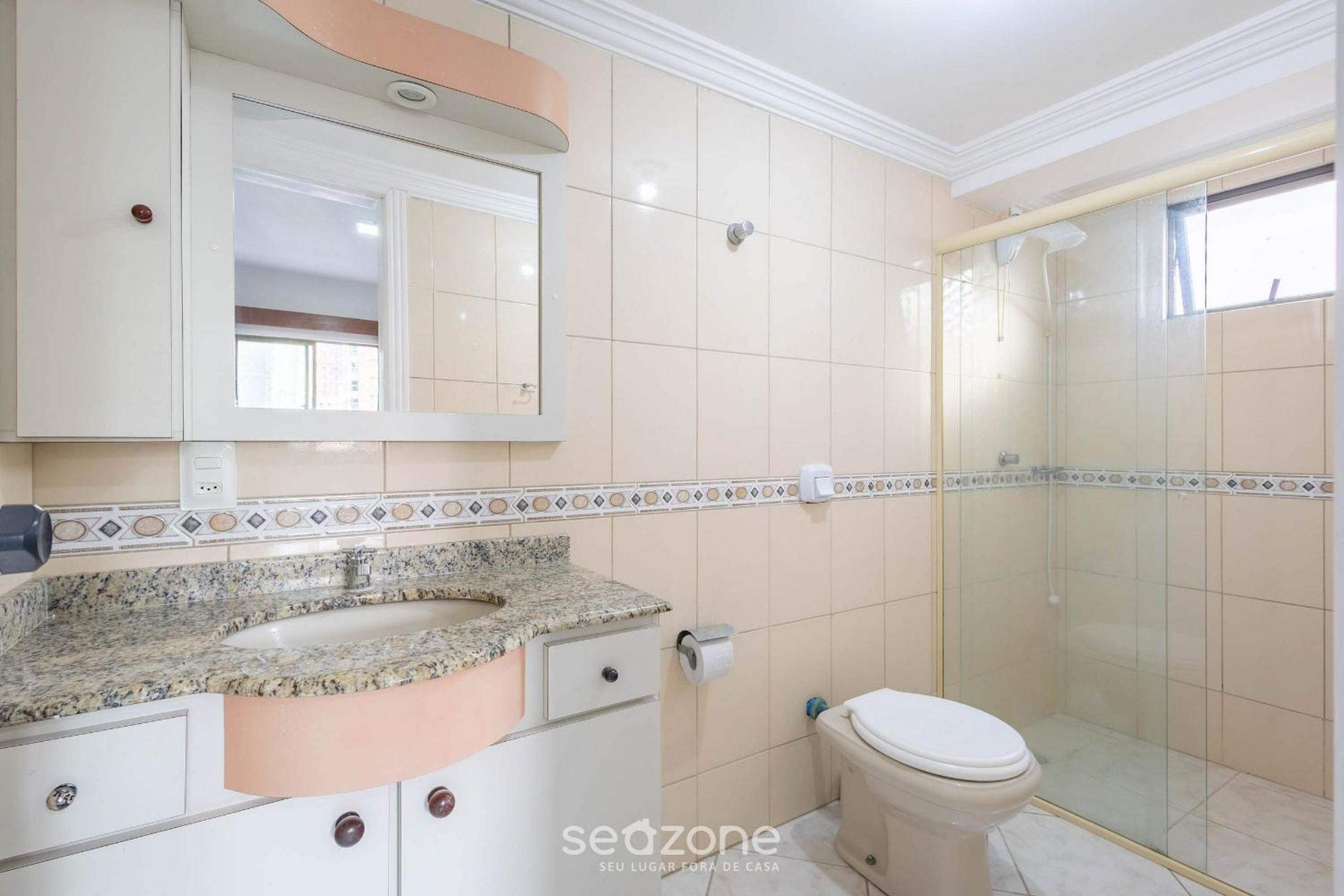 Apt w/ balcony & BBQ 290m from the sea CAU0199