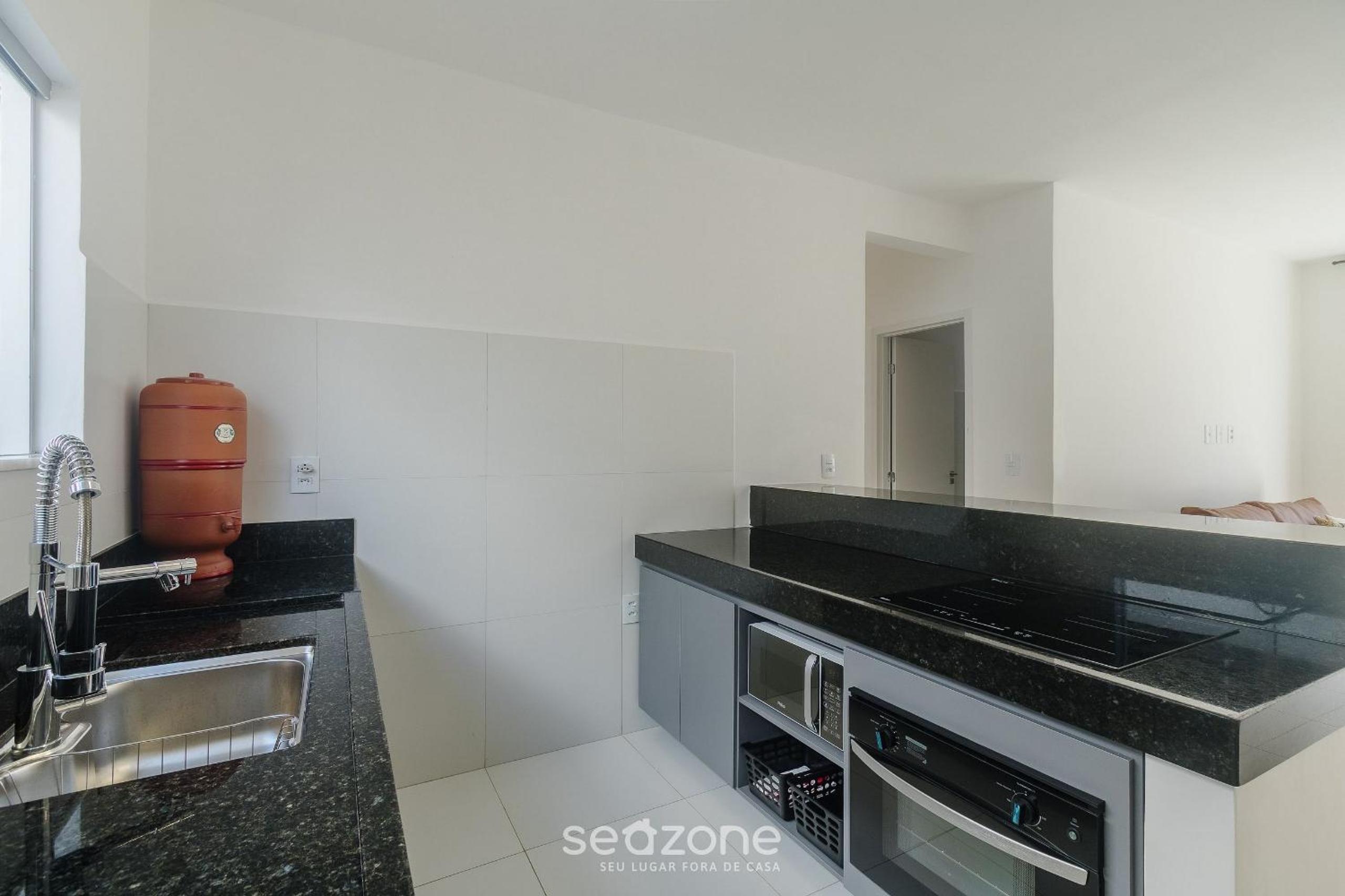 4-Bedroom Apart in Condominium with Pool VIF0104