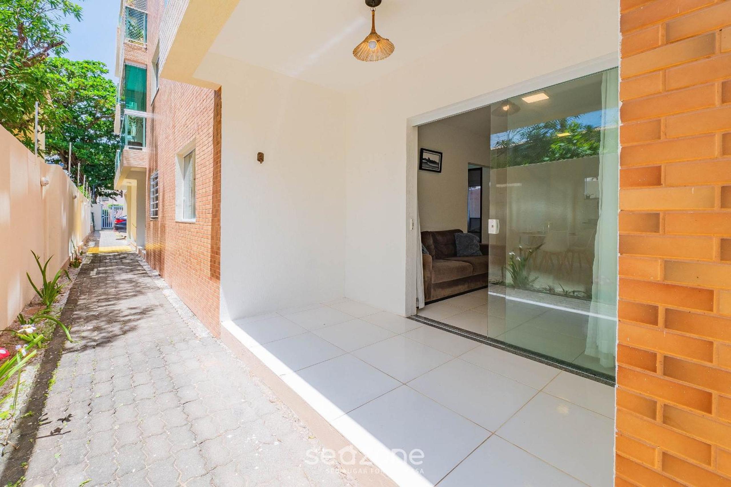 Apt w/ balcony & BBQ 400m from sea RBR0003