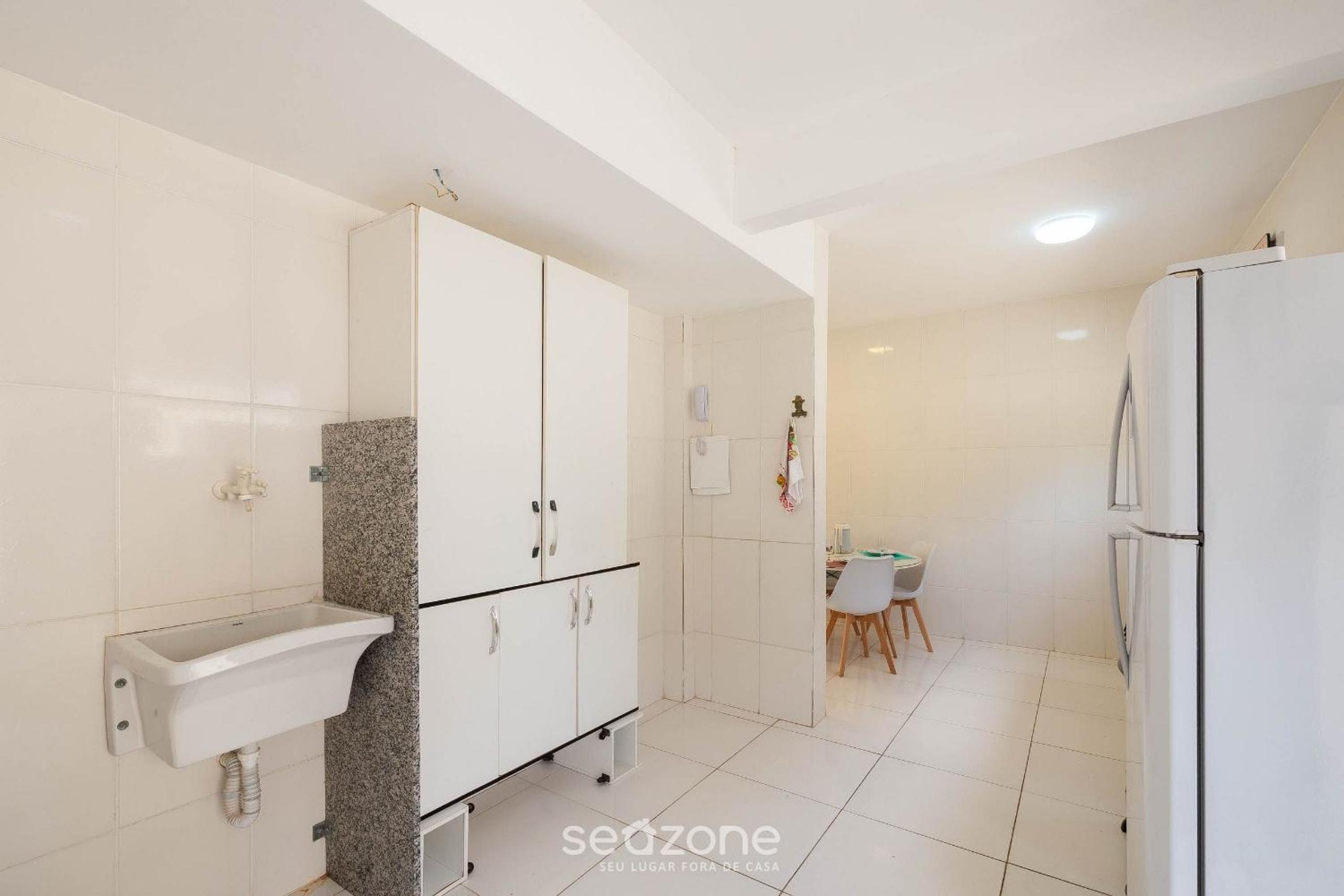 Apt w/ balcony & BBQ 400m from sea RBR0003