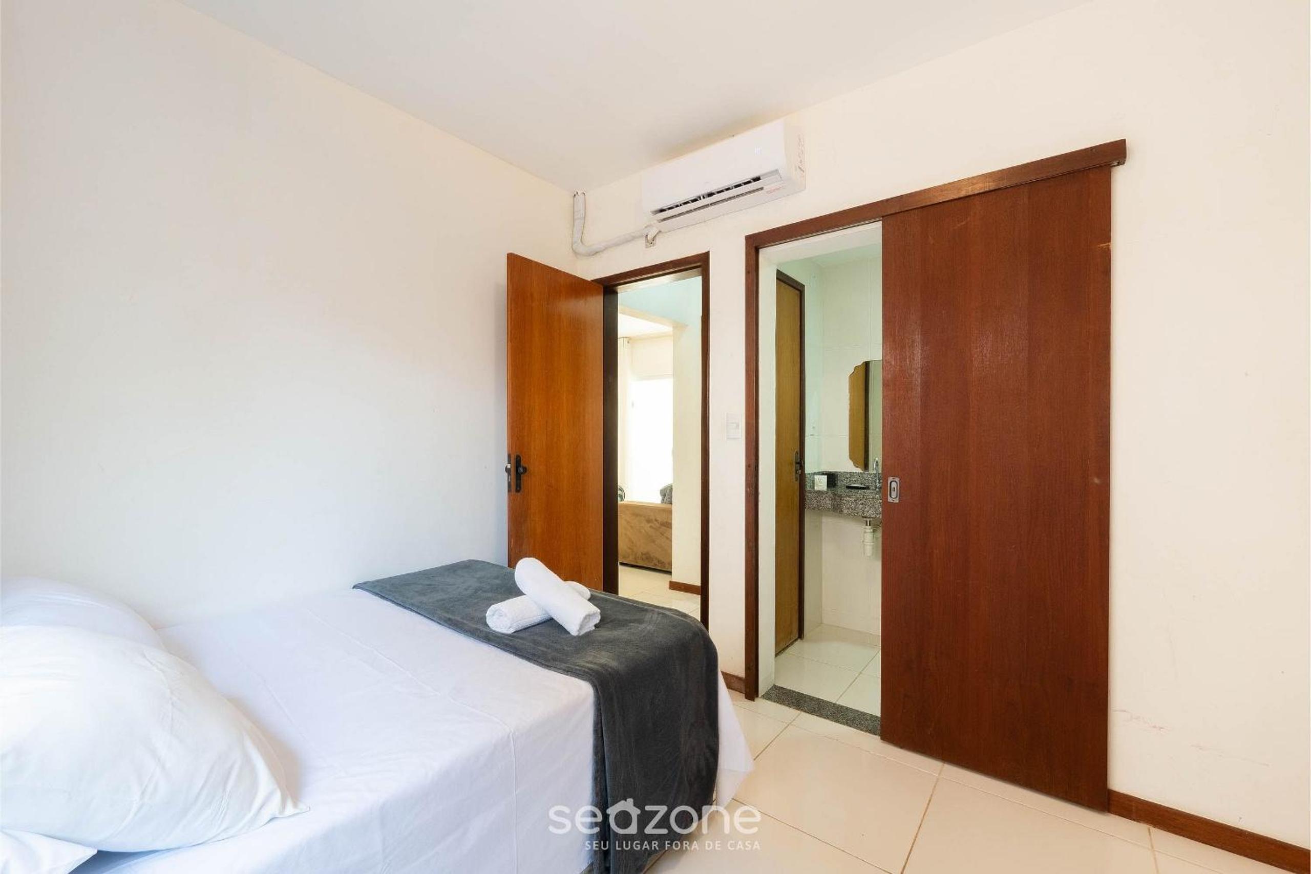 Apt w/ balcony & BBQ 400m from sea RBR0003