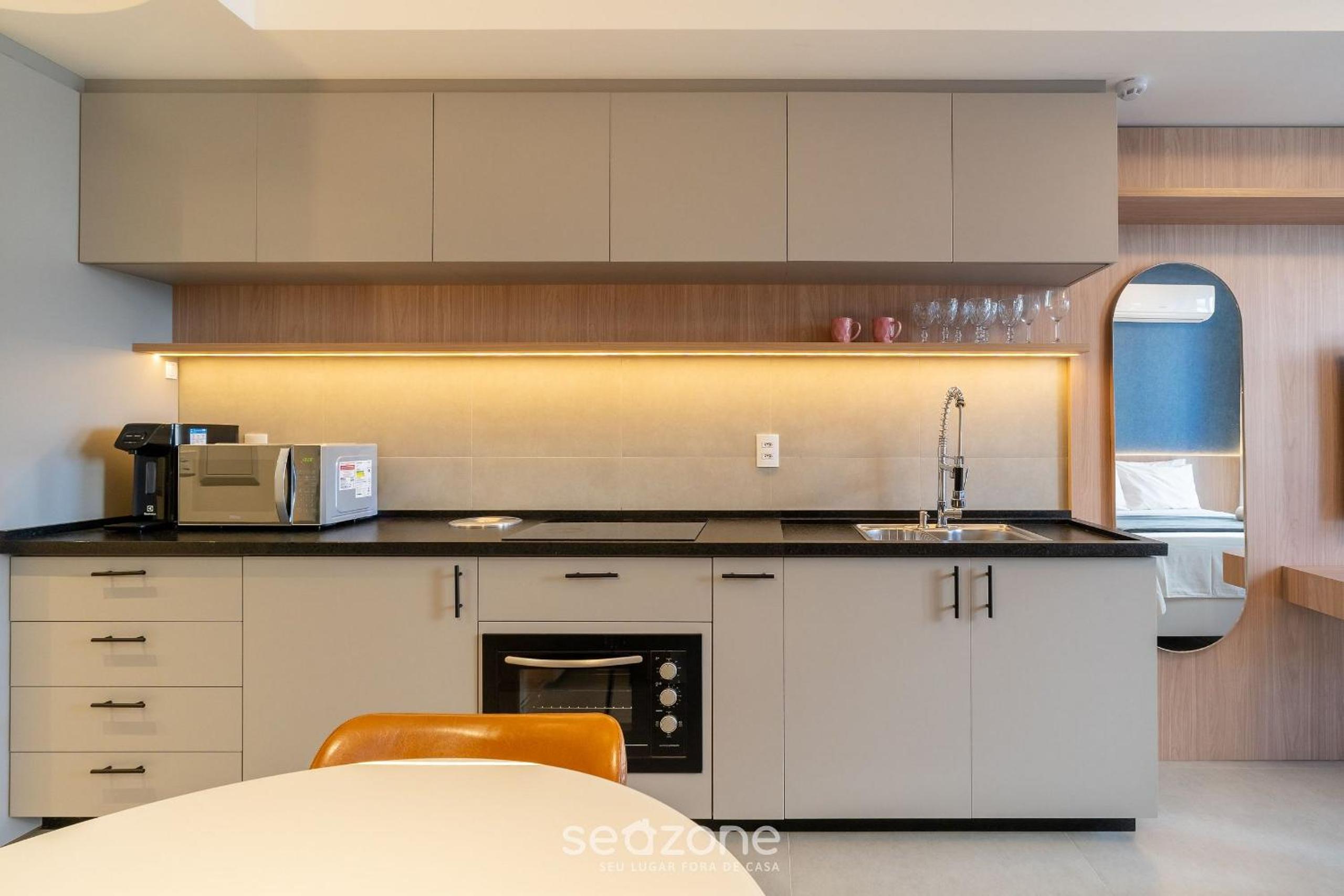 Modern and fully equipped apartments just minutes from Lagoa da Conceição and the beach - VTD