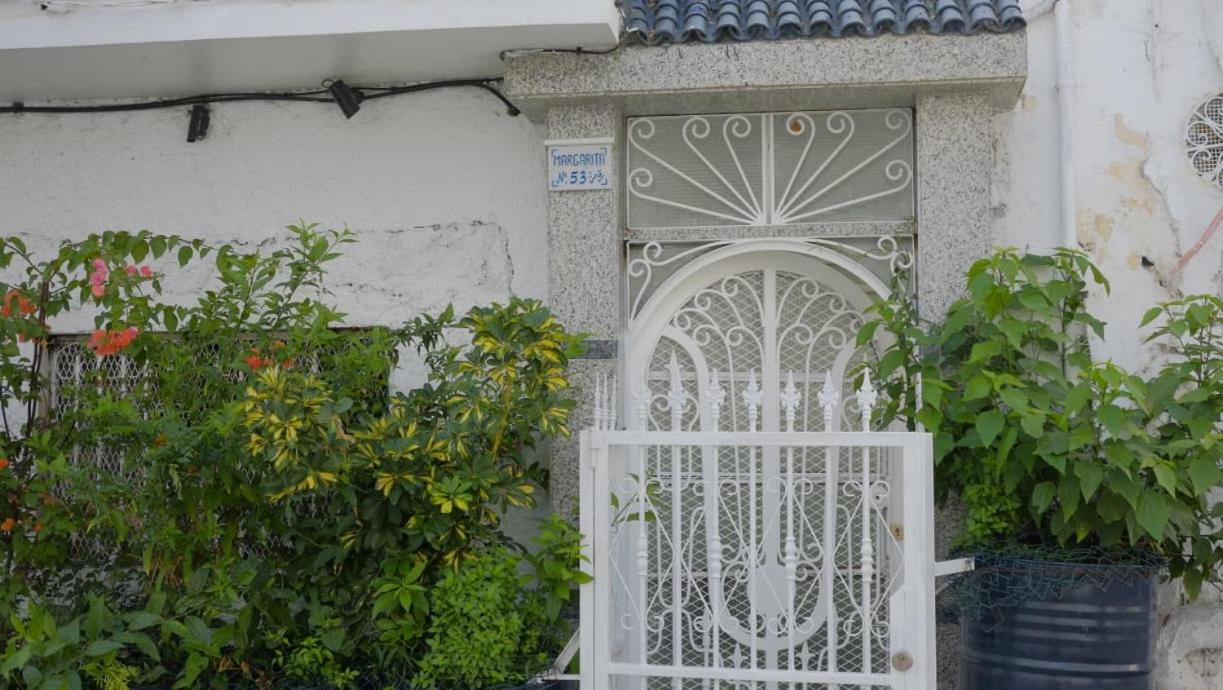 Central Tangier Apartment, Historic Medina, Margarita