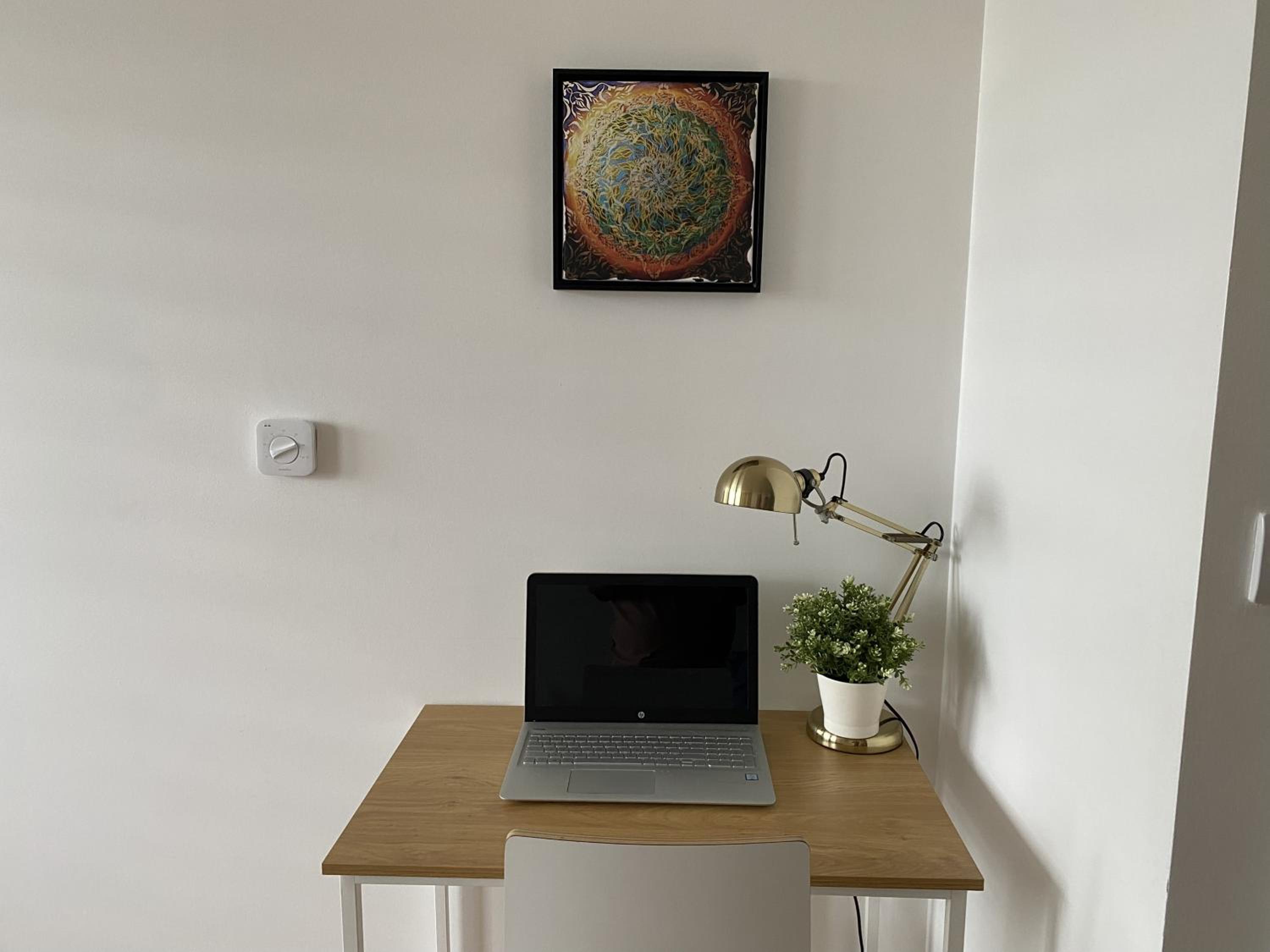 Executive North London Southgate Serviced Apartment - Contractors Ready