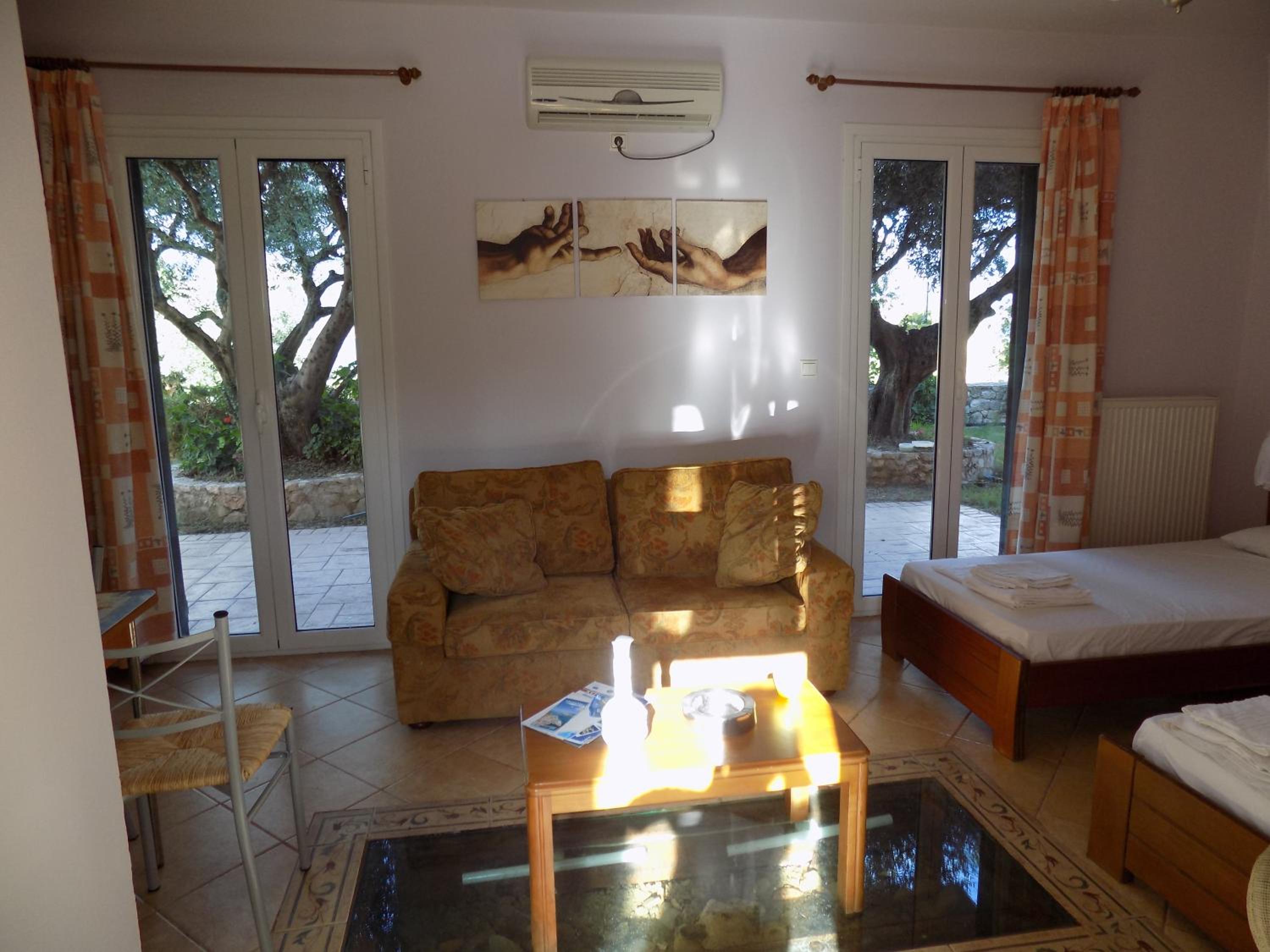 Kolona Apartments