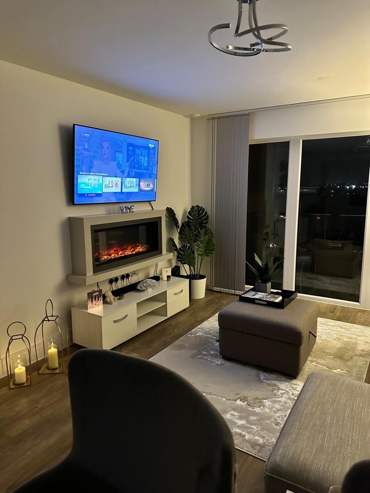 Waterfront - long stay apartment