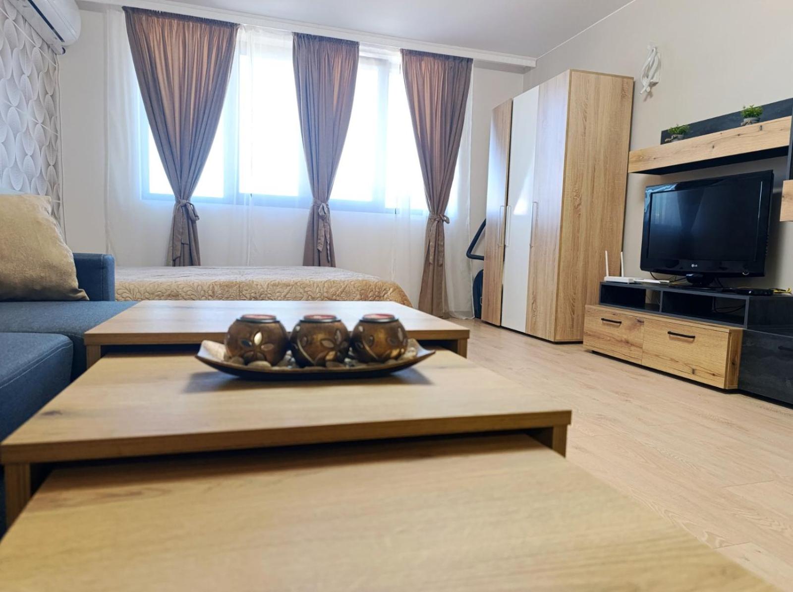 Moderno Studio Park Lane