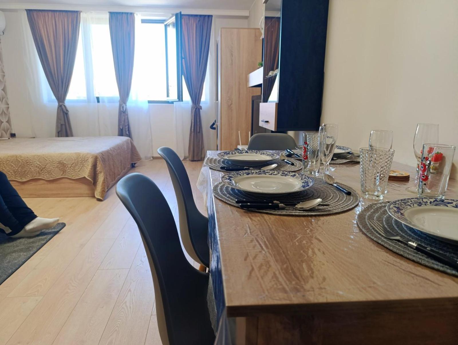 Moderno Studio Park Lane