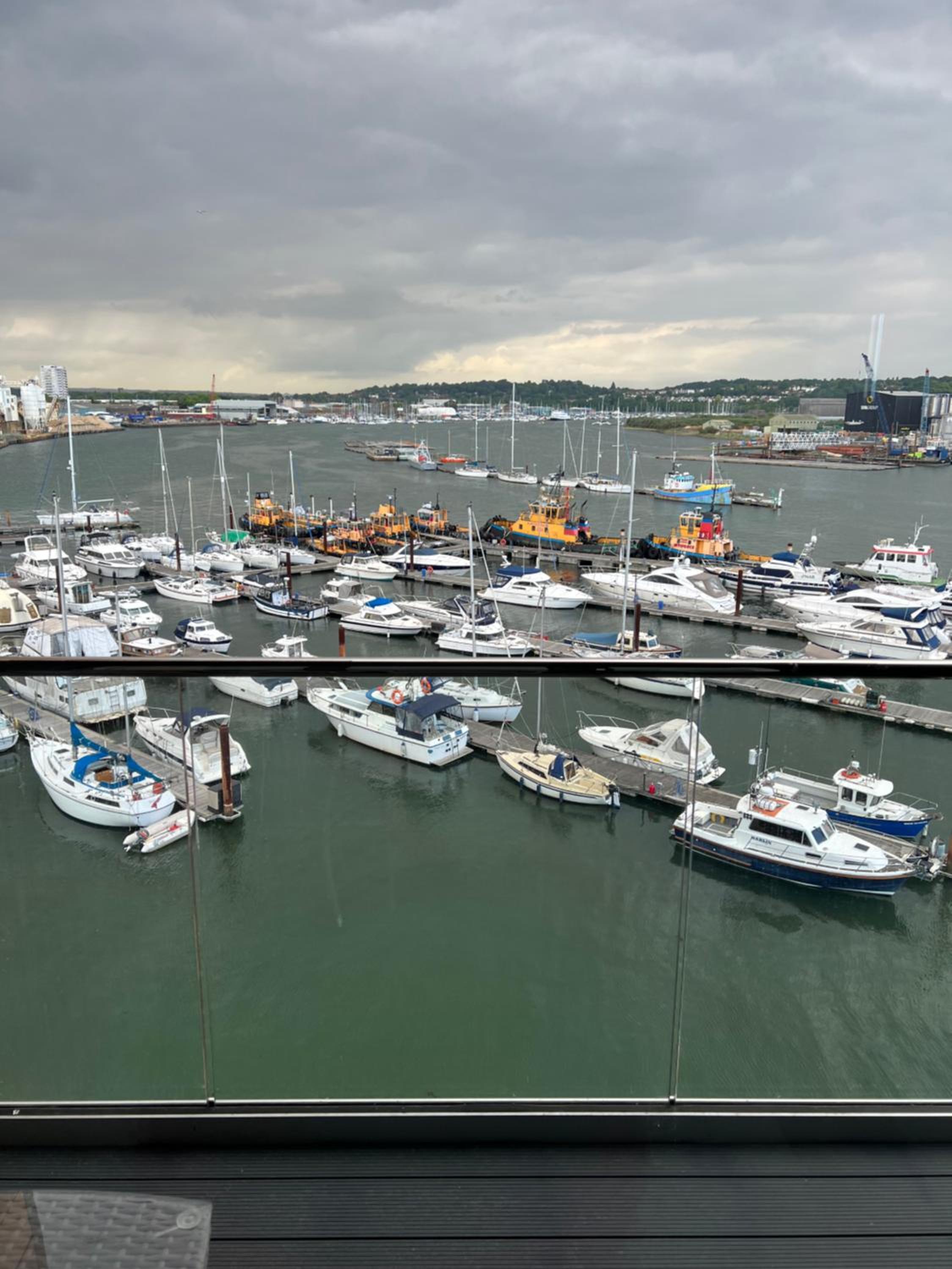 Waterfront - long stay apartment