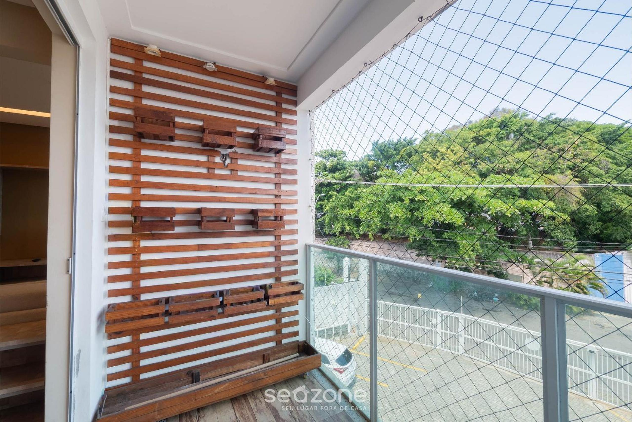 Apt. w/ balcony 500m from the beach REI0206