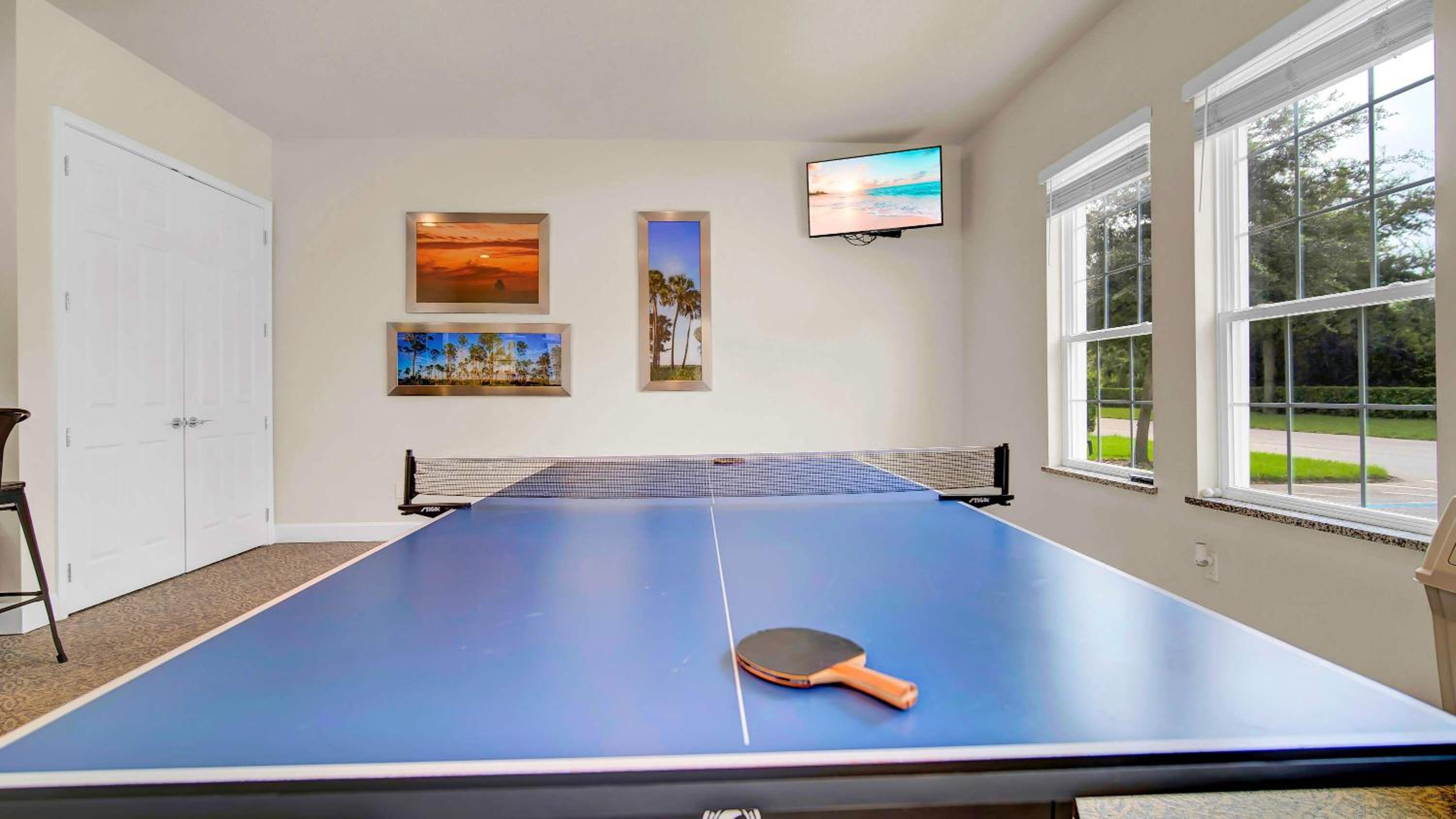 Spacious 3BR with Clubhouses and Splash Fun