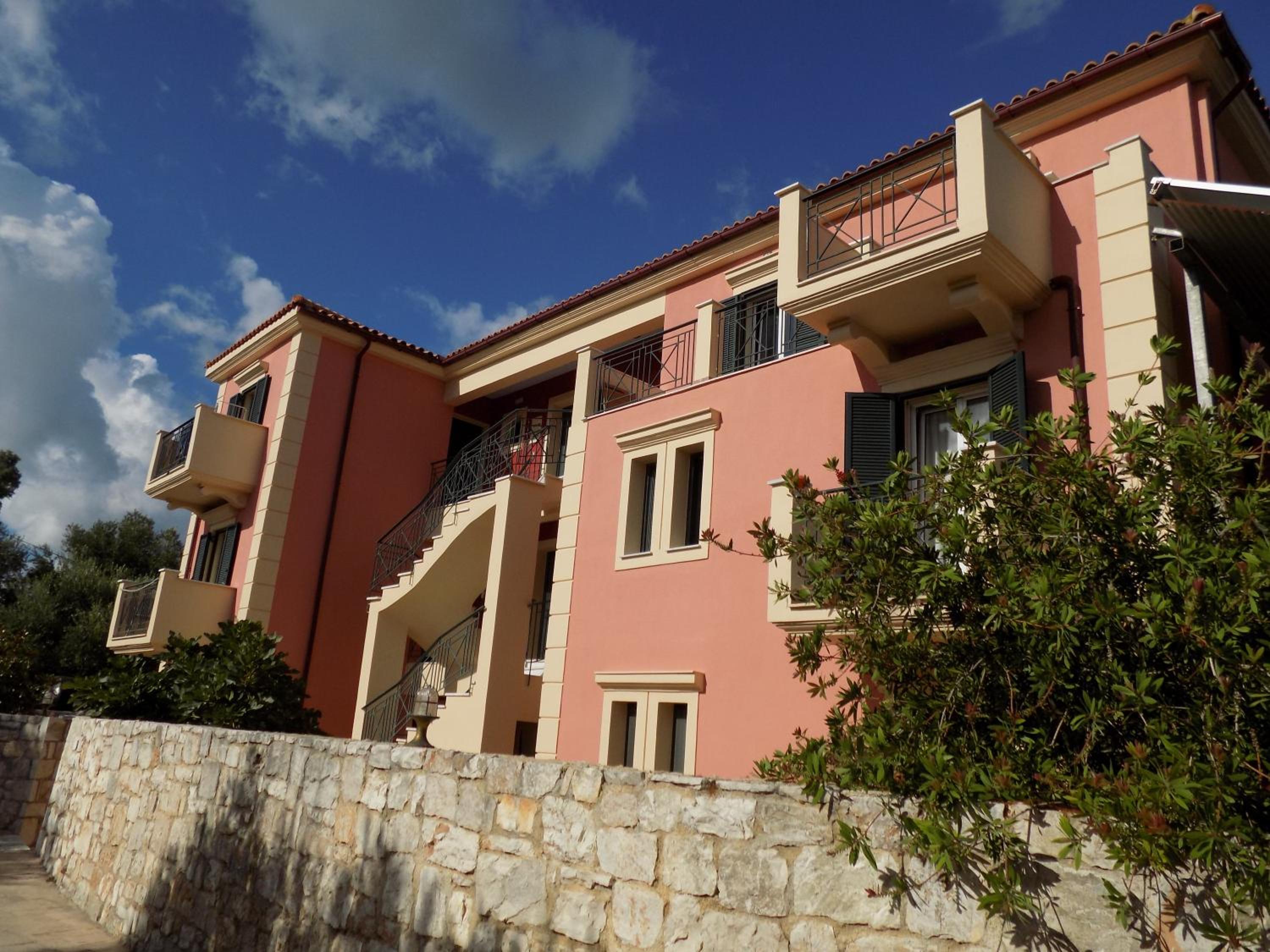 Kolona Apartments