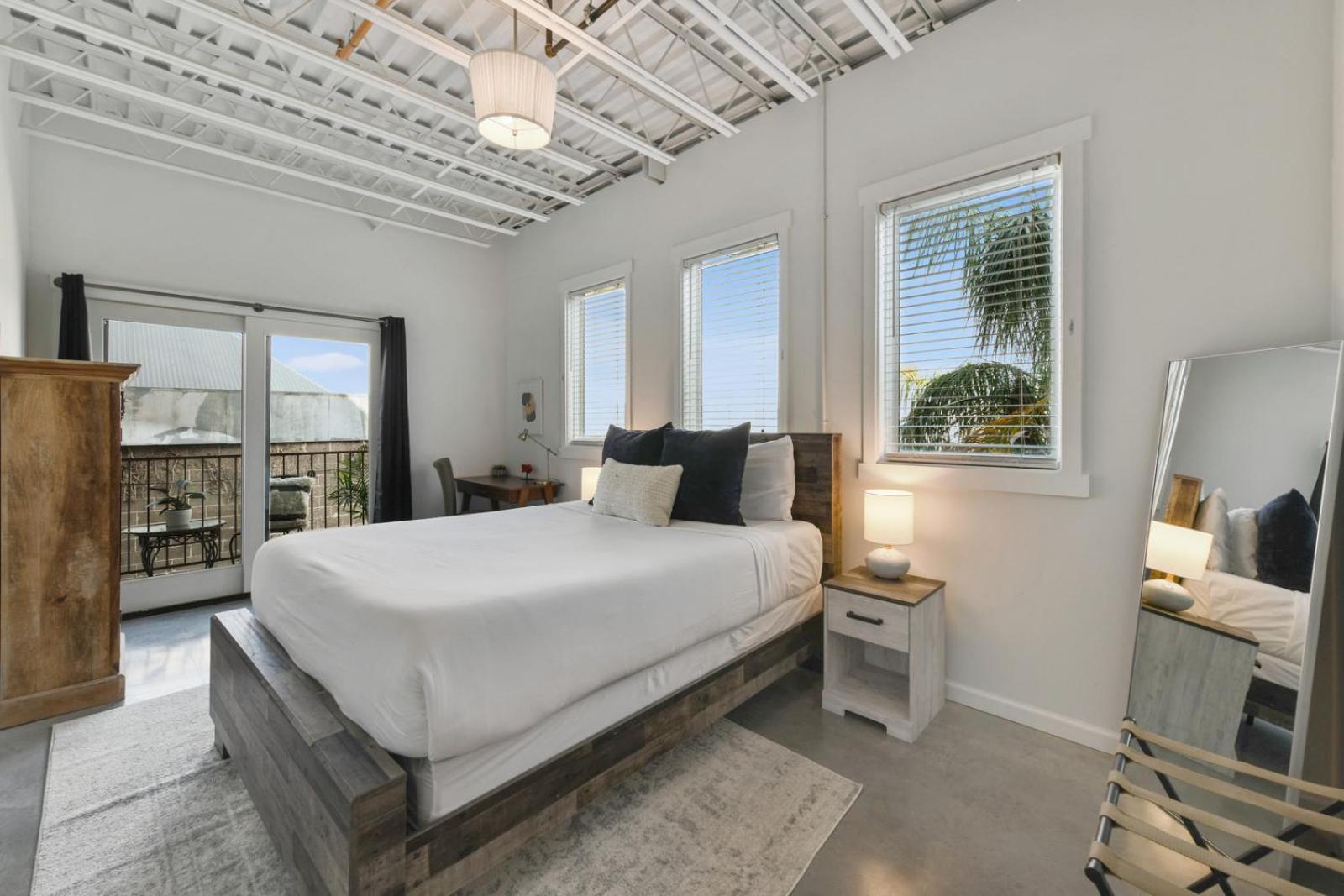 Warehouse District Intimate One Bedroom