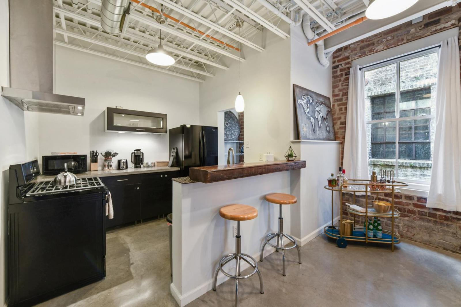 Warehouse District Intimate One Bedroom