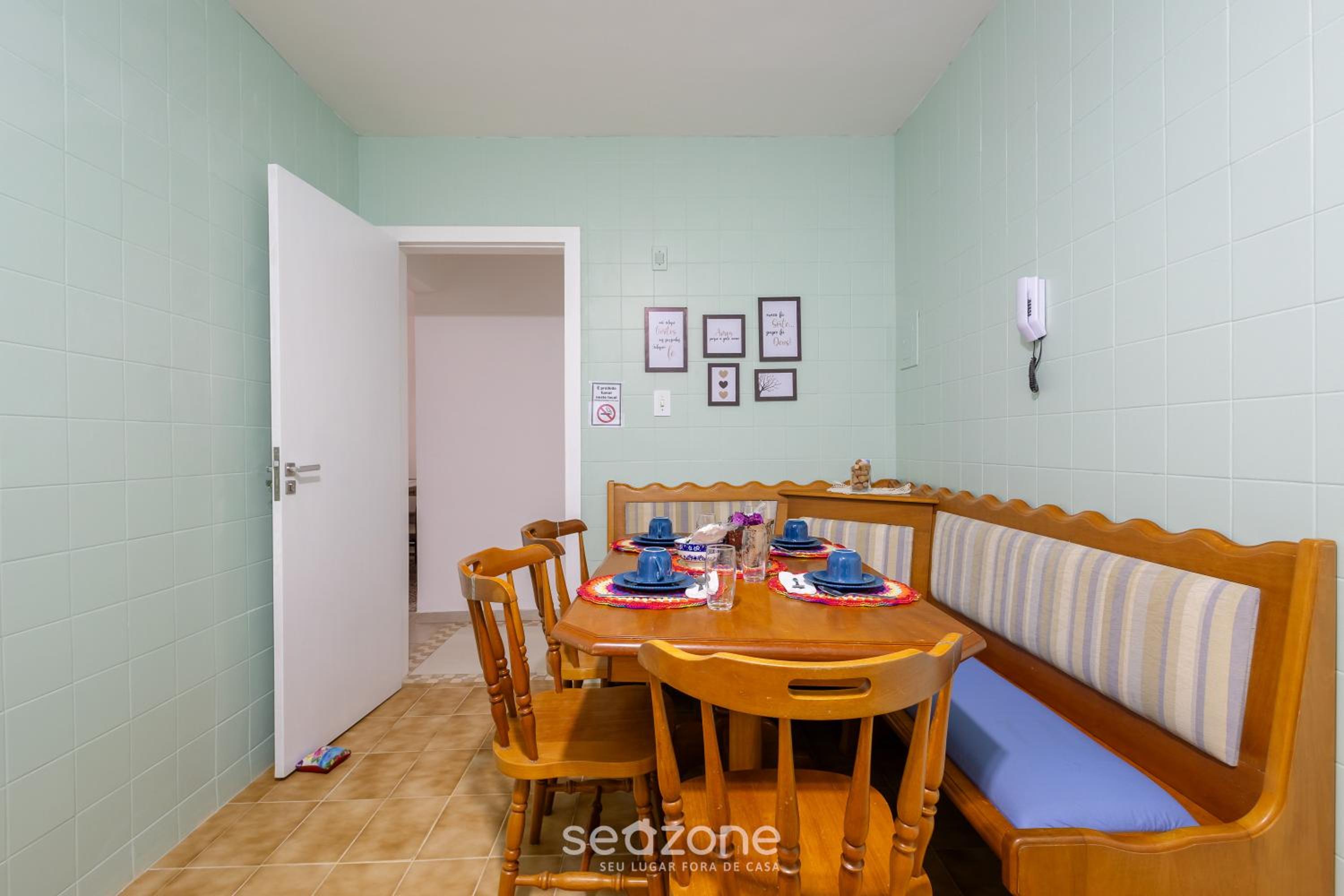 Apart w/ a barbecue, 230 m from the beach SHA0104