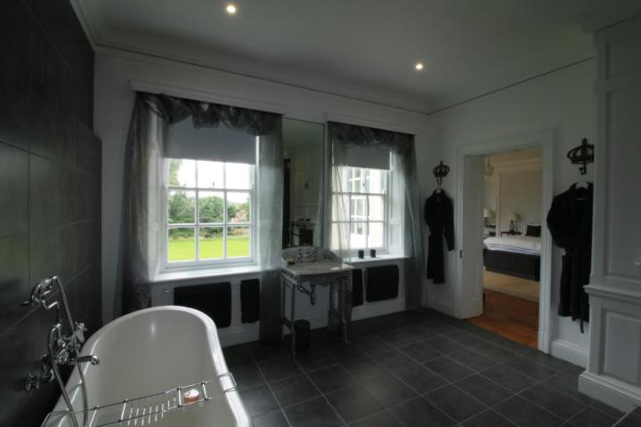 Devizes Vacations - Prince Hill House - Property Image 3