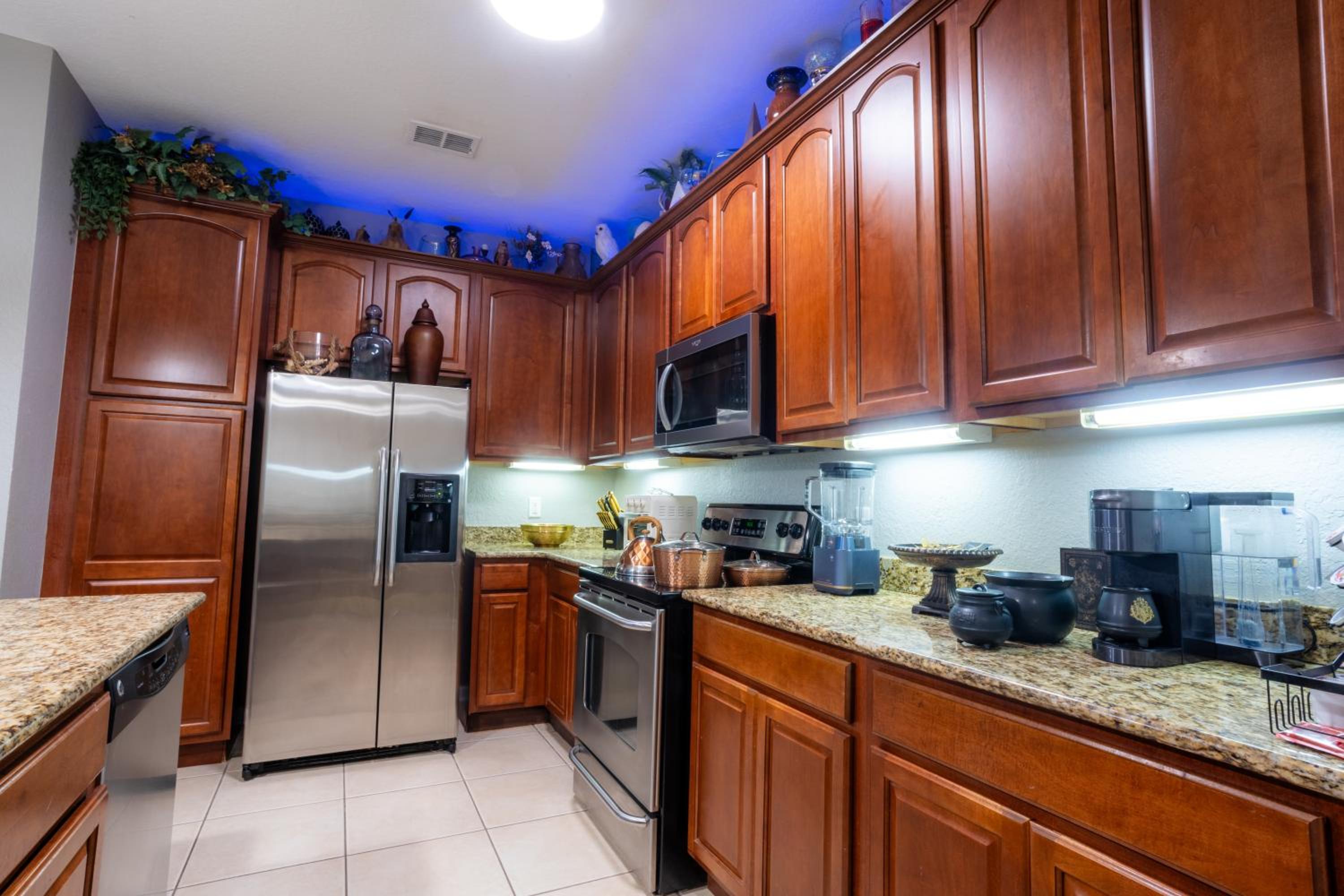 Harry Potter Themed Luxury Condo at Vista Cay Resort in front of Epic, near Universal, Sea World and Convention Center
