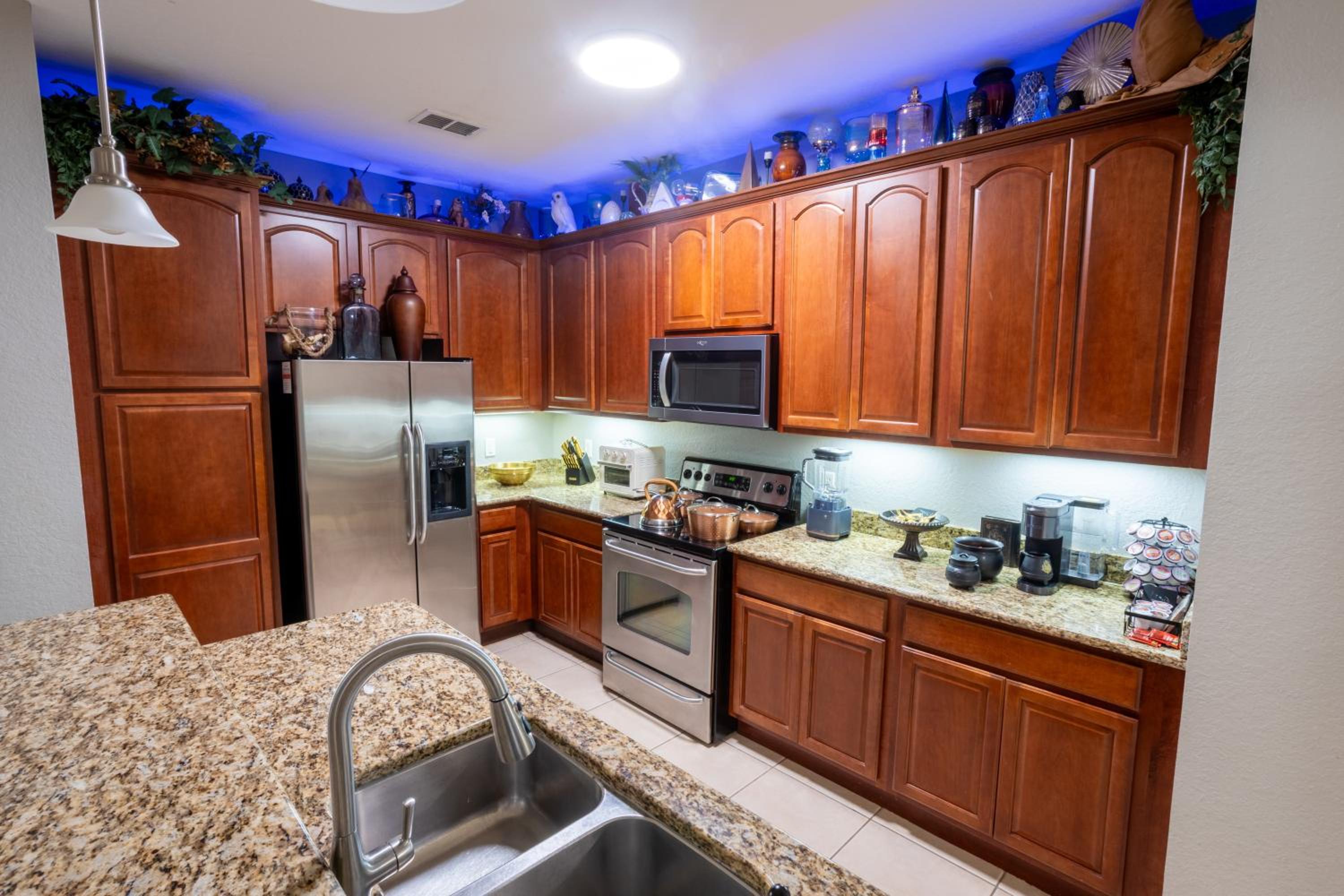 Harry Potter Themed Luxury Condo at Vista Cay Resort in front of Epic, near Universal, Sea World and Convention Center