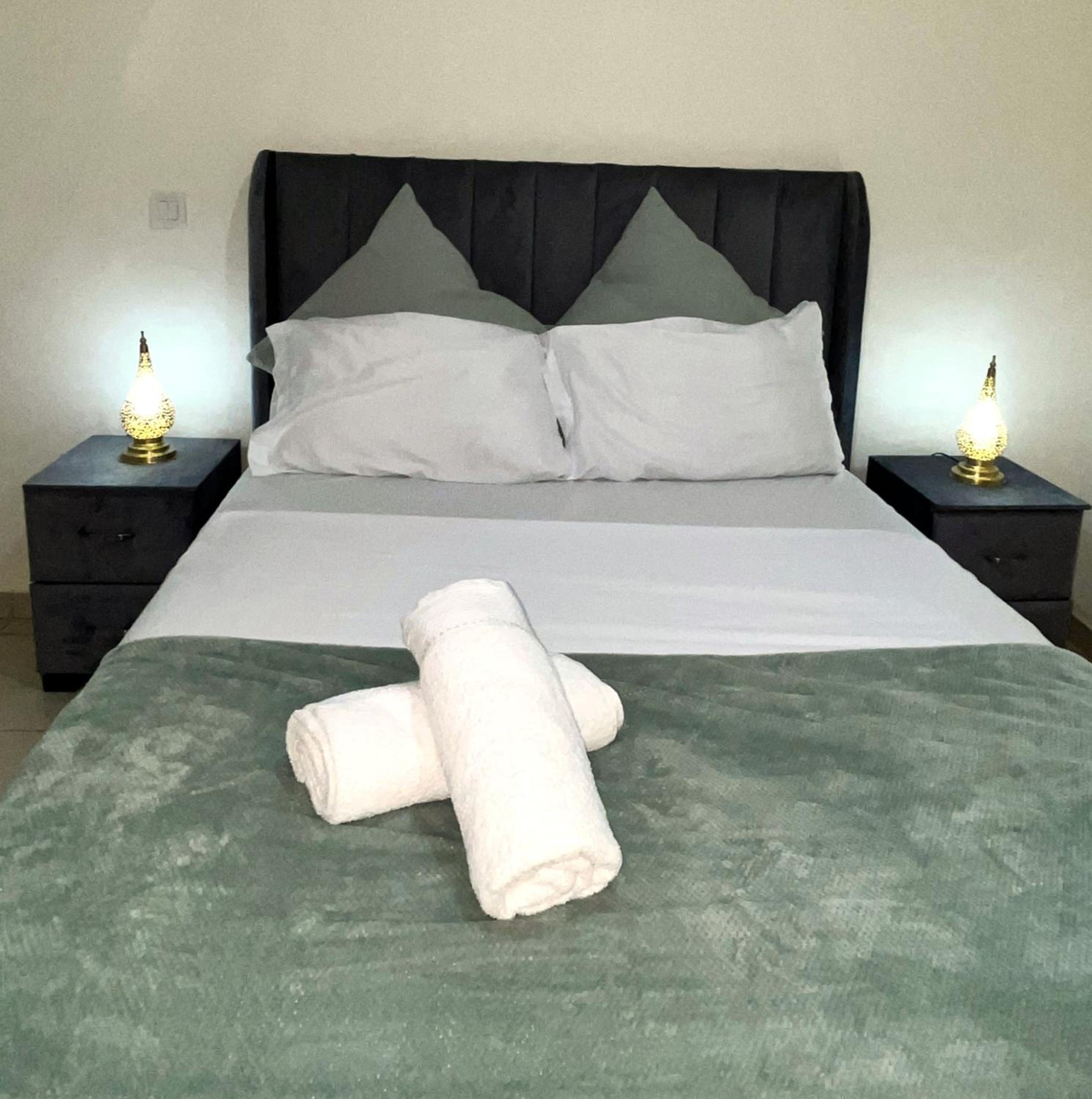 Darraha- Ideal for early & Late flights-Near Marrakech airport 10 min- menara Garden 5 min-Transport support