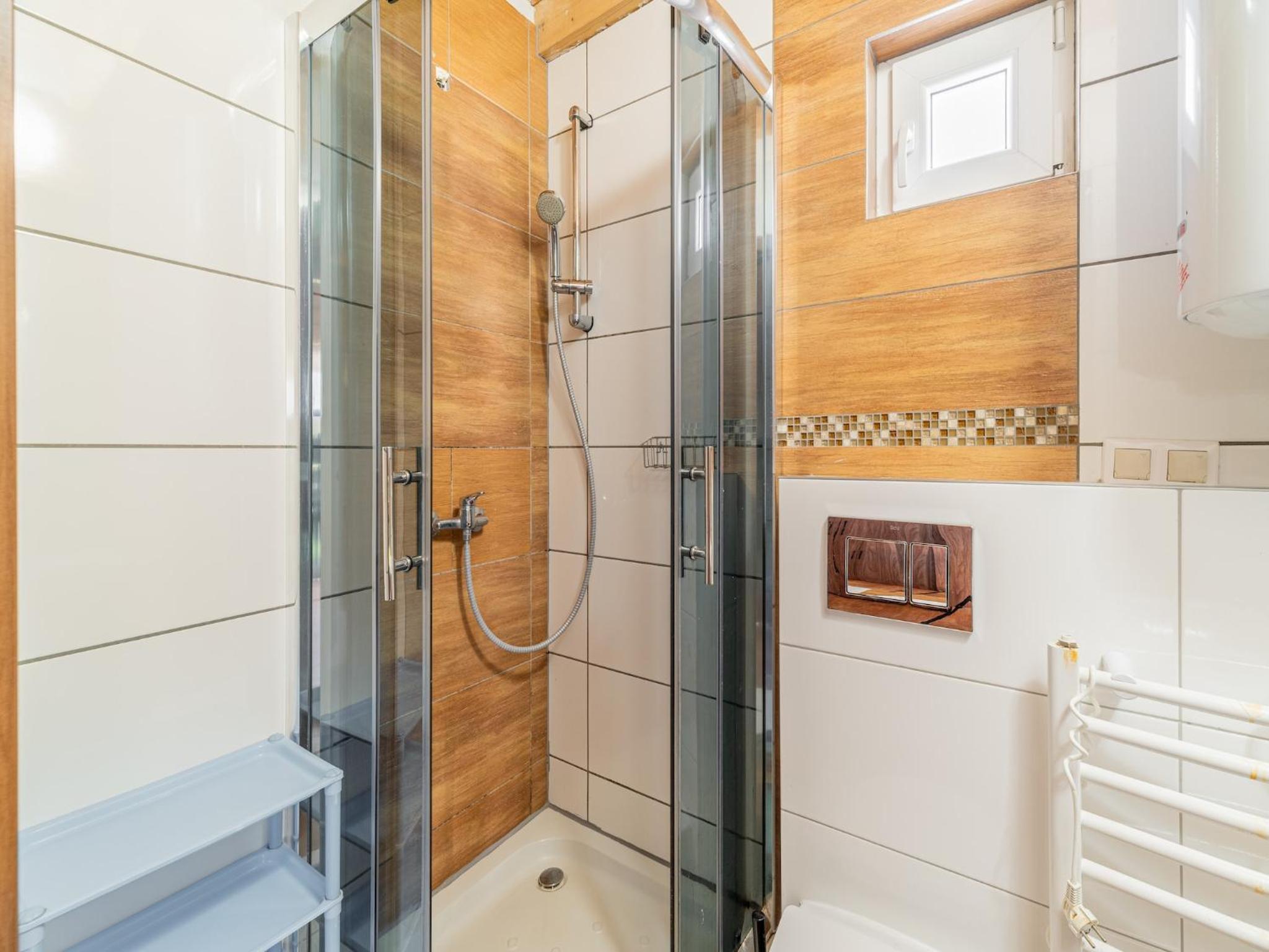 Comfortable holiday homes near the sea, pool
