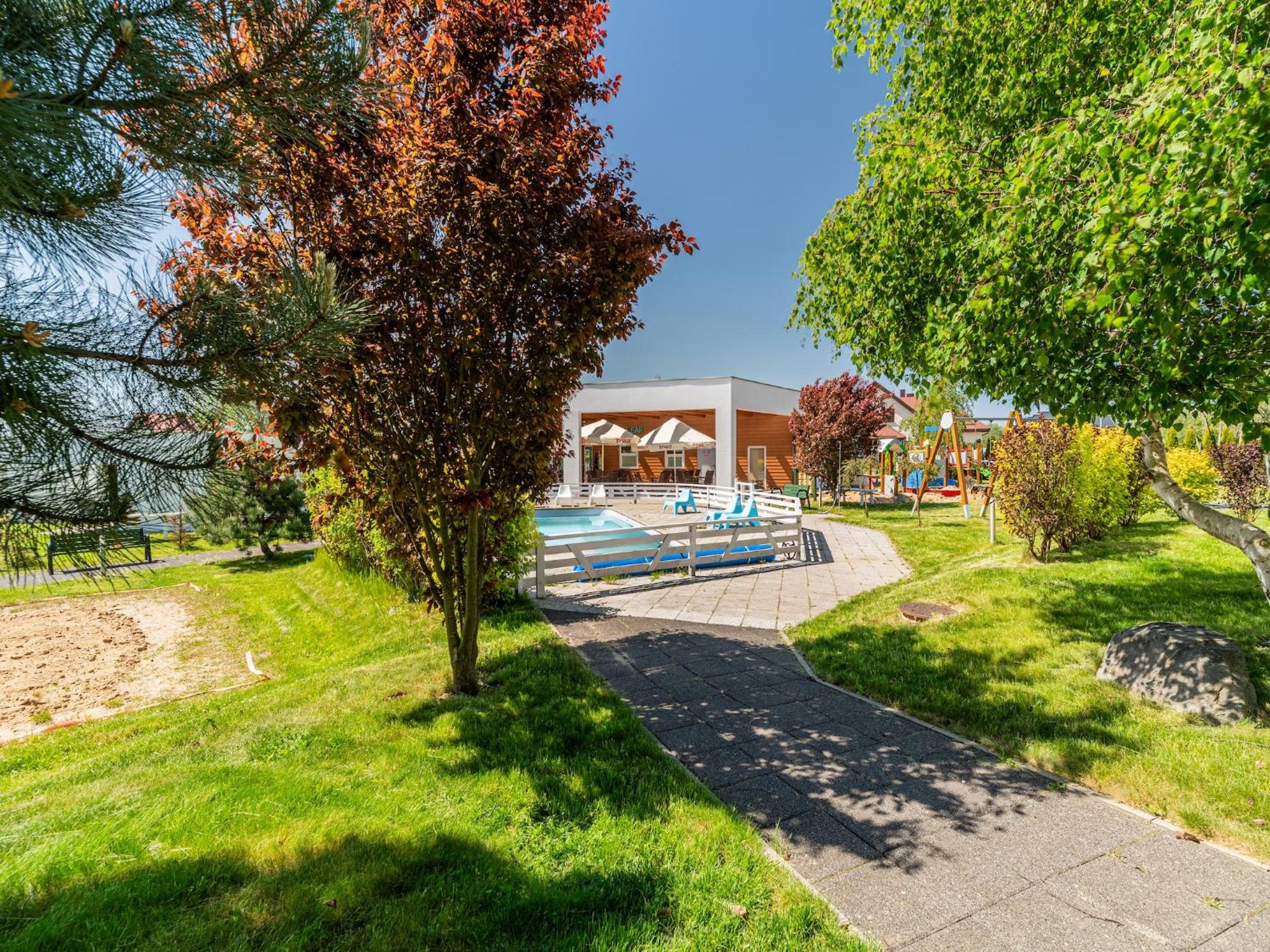 Comfortable holiday homes near the sea, pool