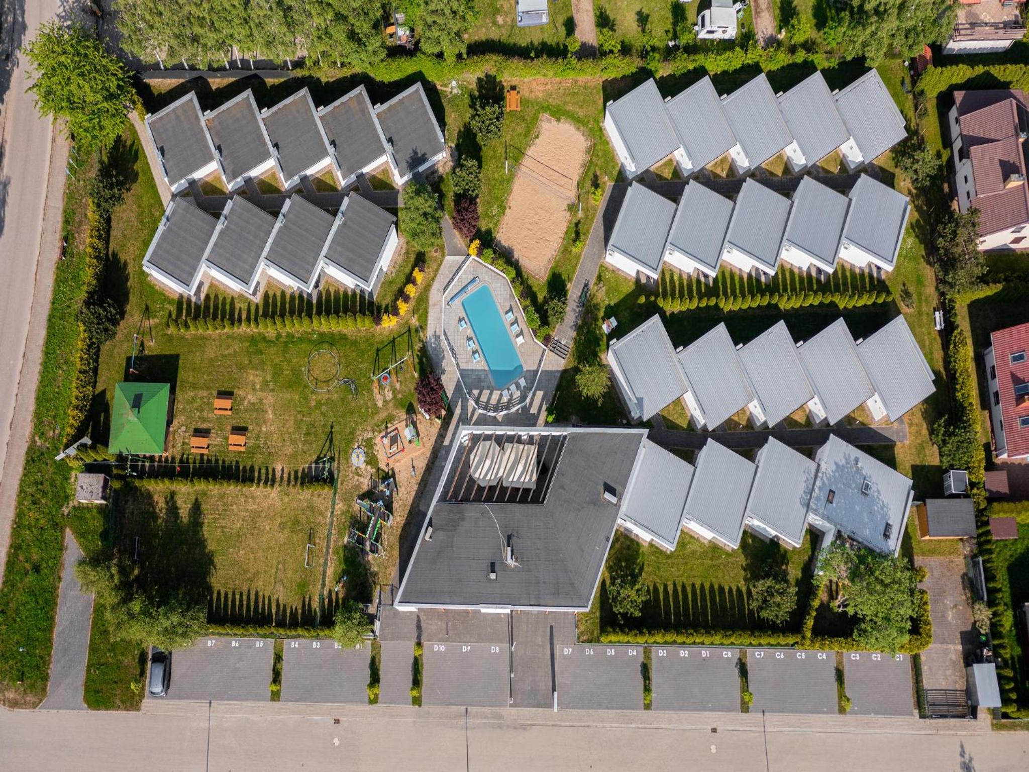 Comfortable holiday homes near the sea, pool