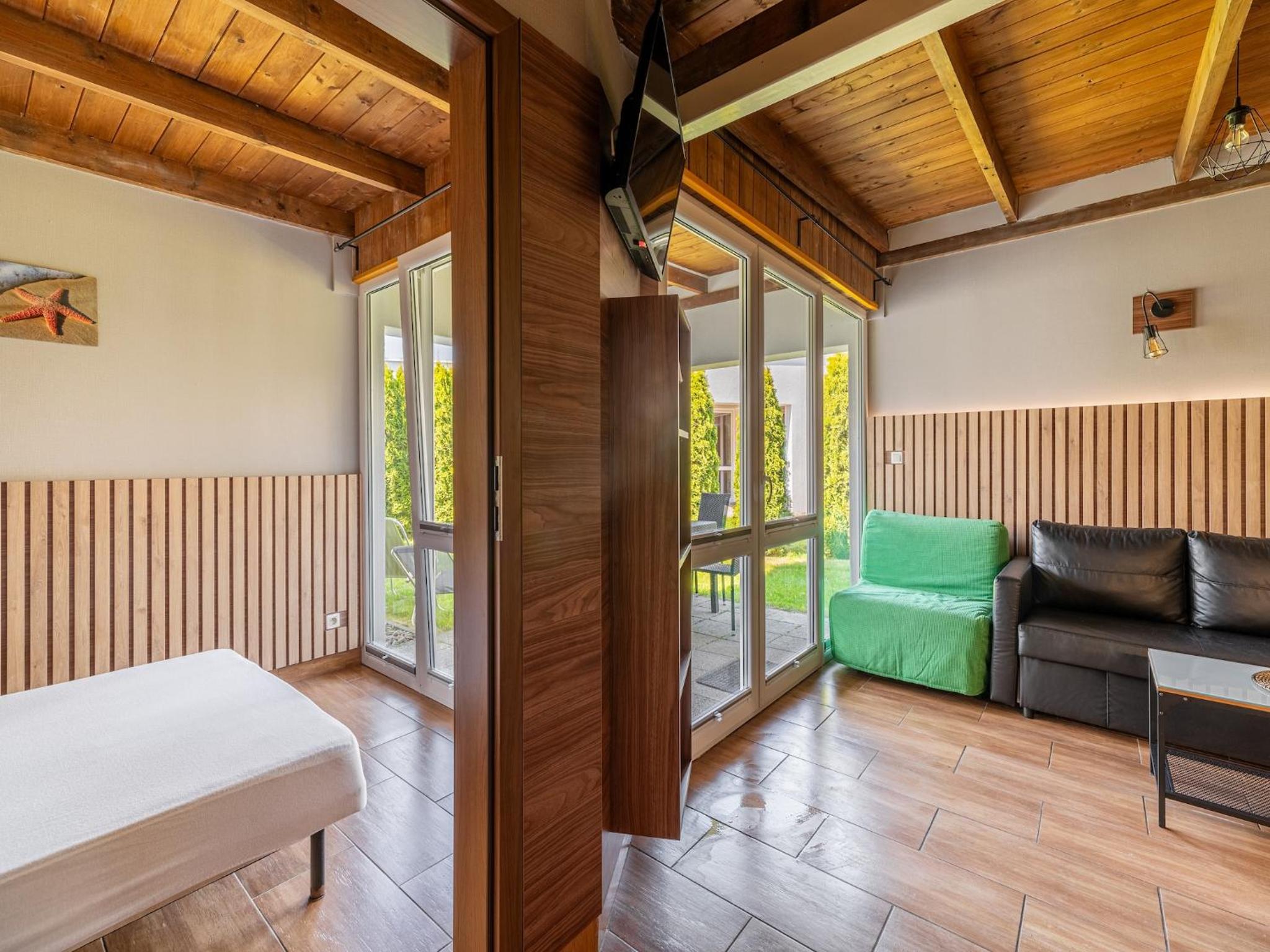 Comfortable holiday homes near the sea, pool