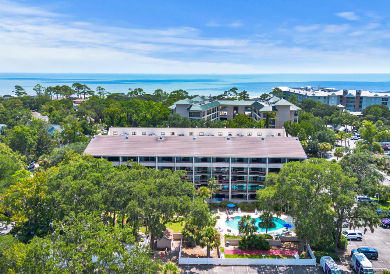 Sea Crest Surf and Racquet Club