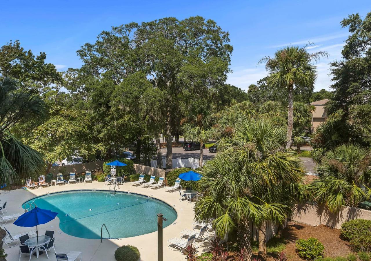 Sea Crest Surf and Racquet Club