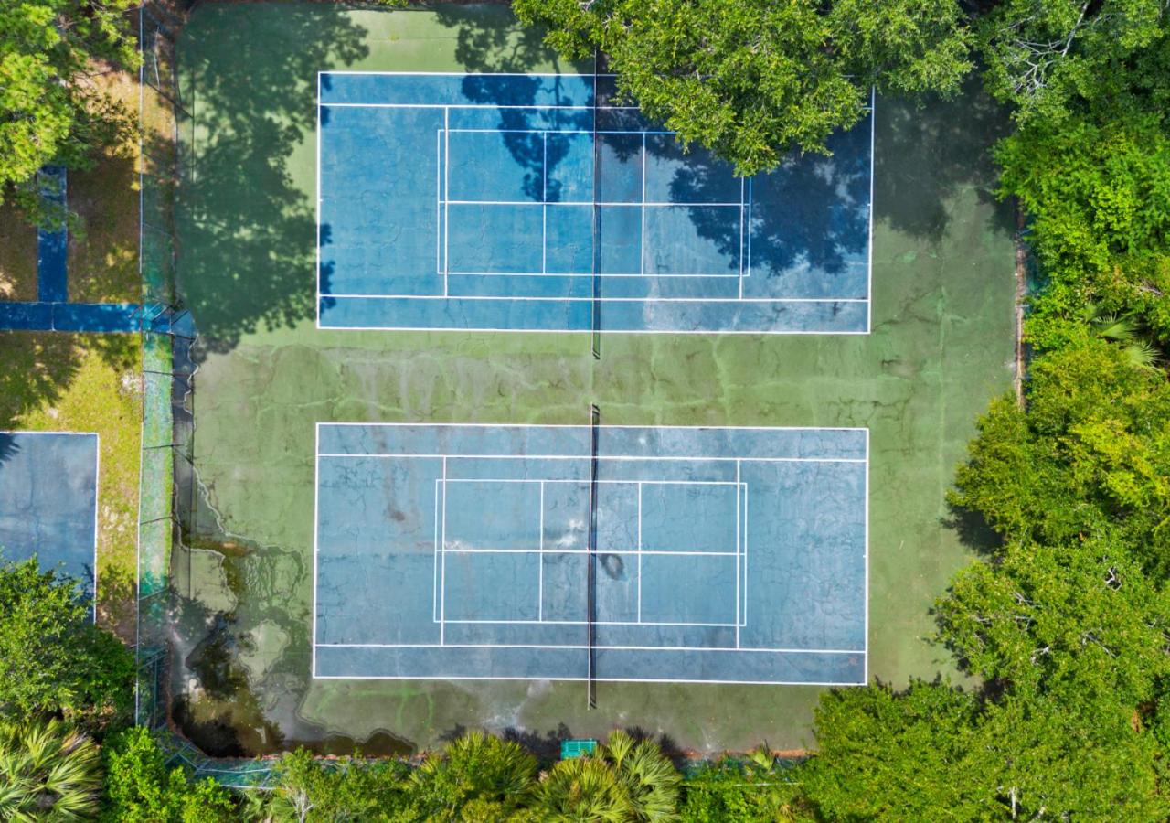 Sea Crest Surf and Racquet Club