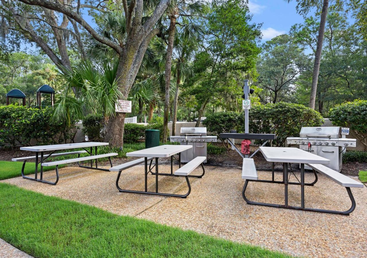Sea Crest Surf and Racquet Club