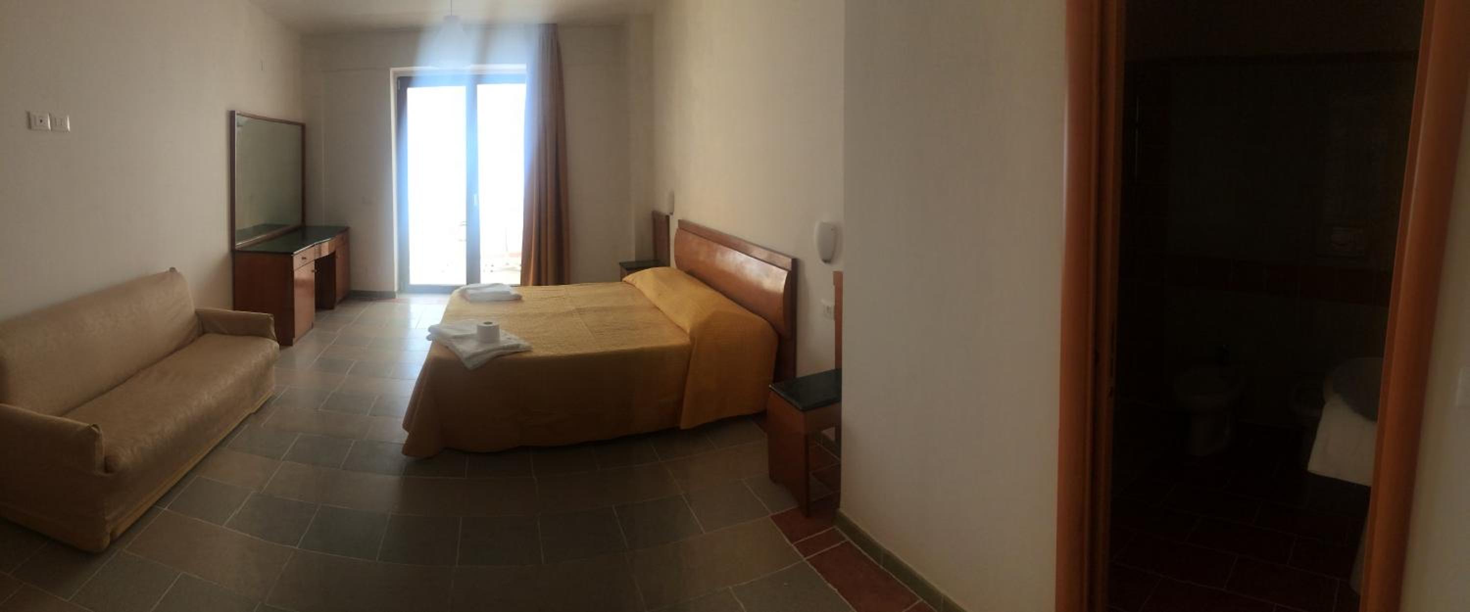 B&B Palazzo Manfredi Vieste, Fronte mare con Parcheggio