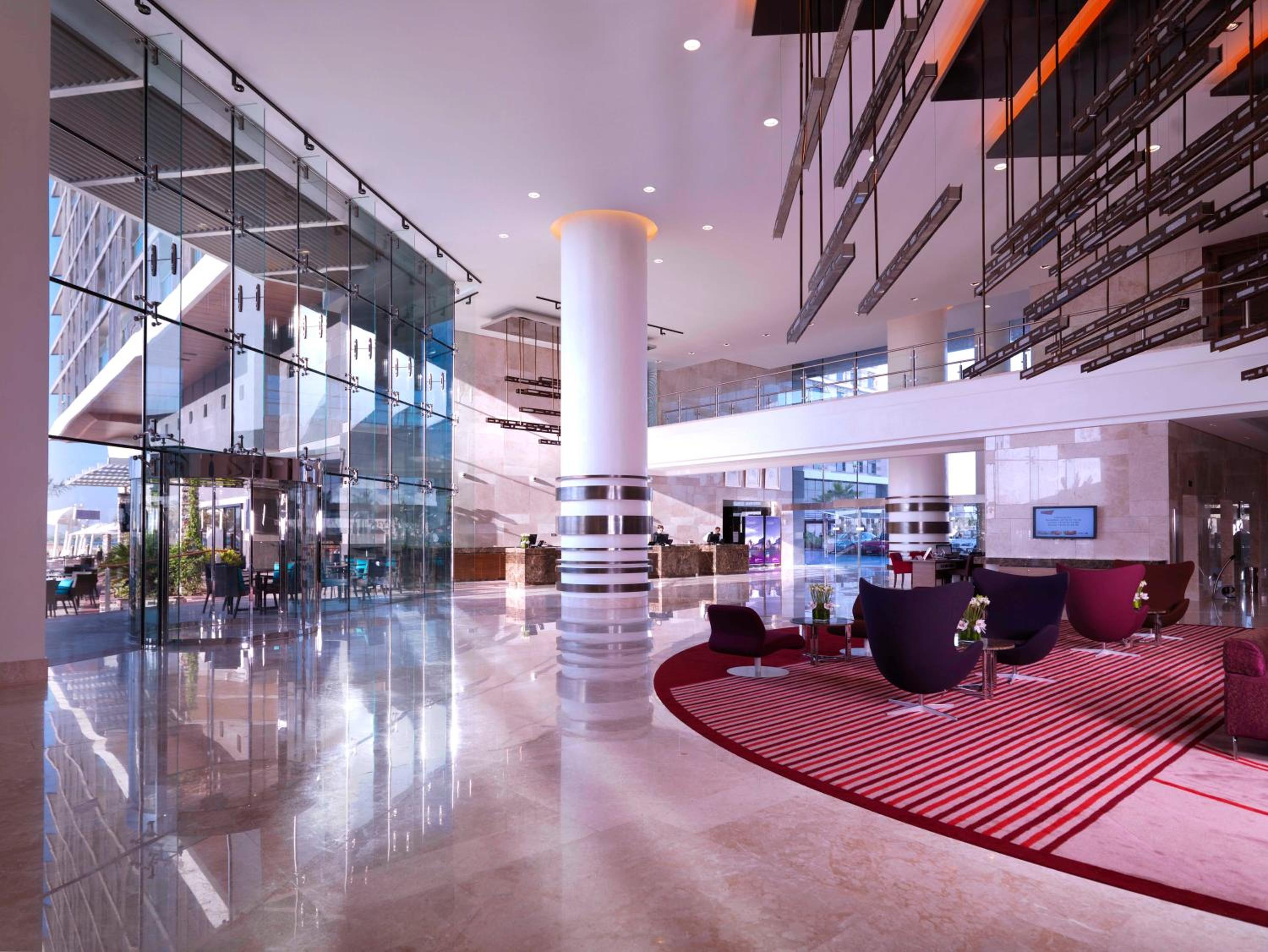 Yas Plaza Mangroves by IHG
