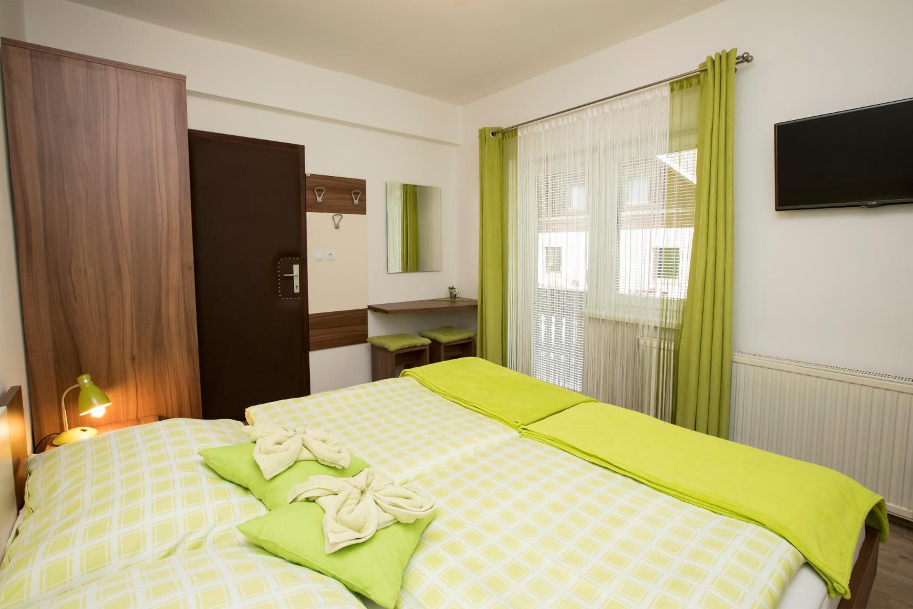 Accommodation Resman view 4