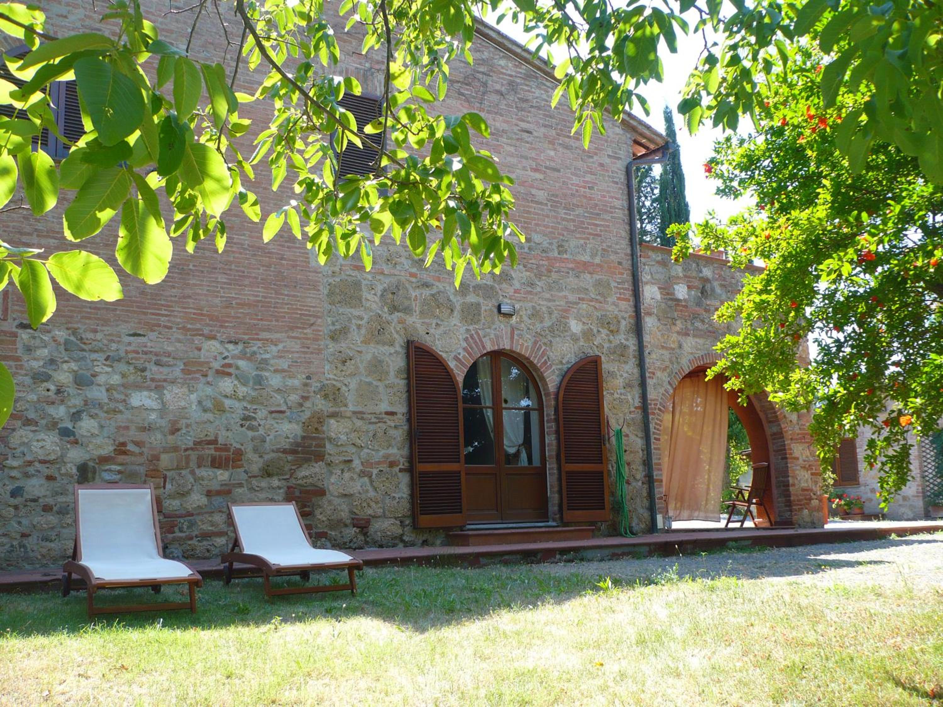 Photo 32