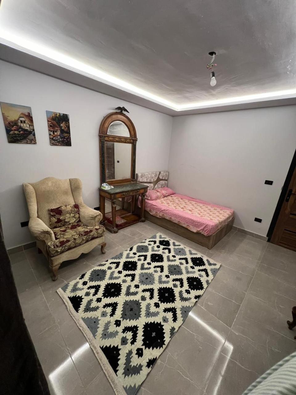 Quiet & Fully Equipped Private Room, New Cairo