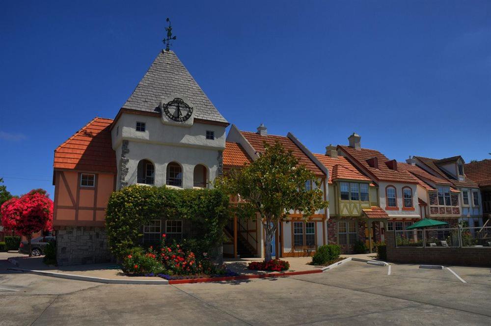Royal Copenhagen Inn