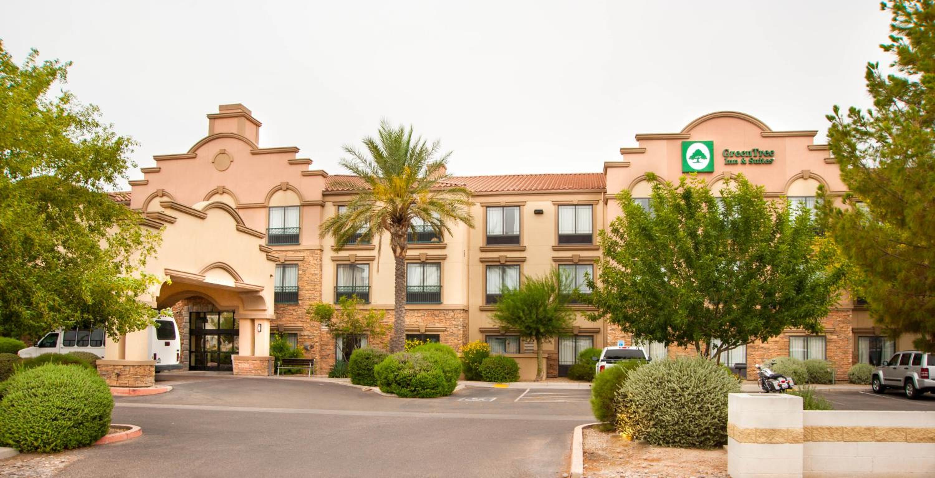 Casa Grande Vacations - GreenTree Inn and Suites Florence, AZ - Property Image 1