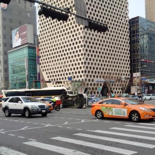 Gangnam Central View with high-speed Wi-Fi & smart TV - monthly 40 percent off!