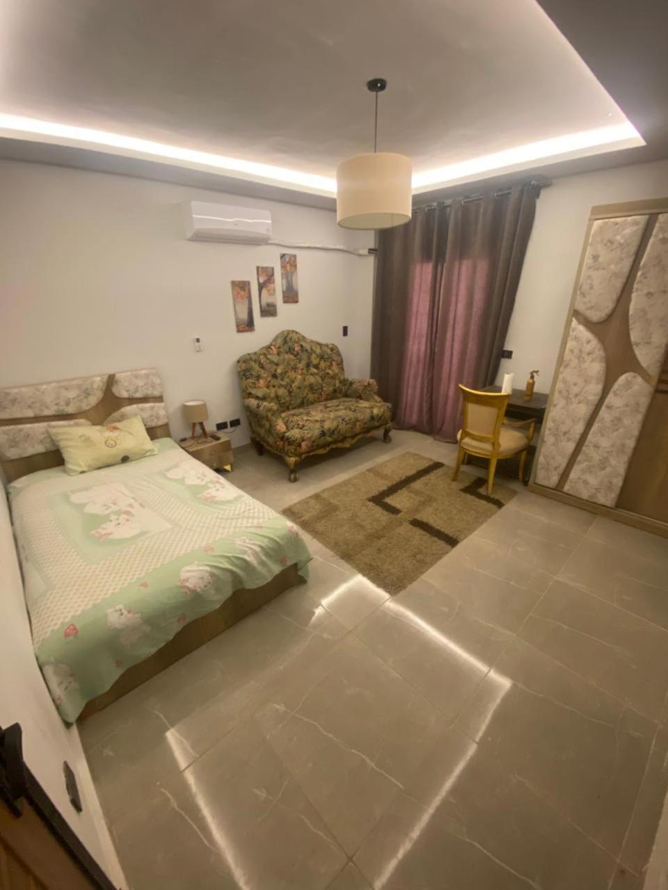 Quiet & Fully Equipped Private Room, New Cairo