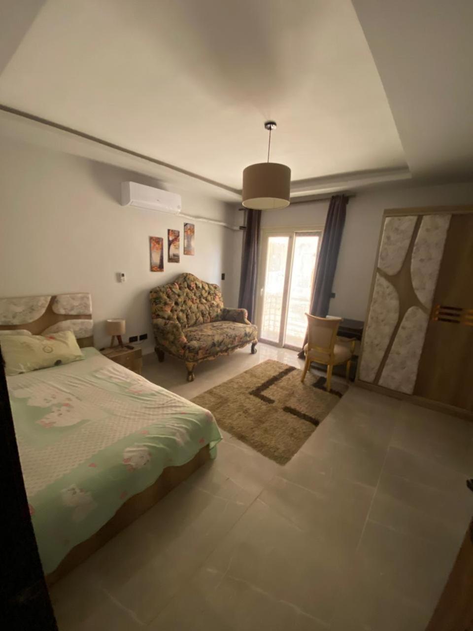 Quiet & Fully Equipped Private Room, New Cairo