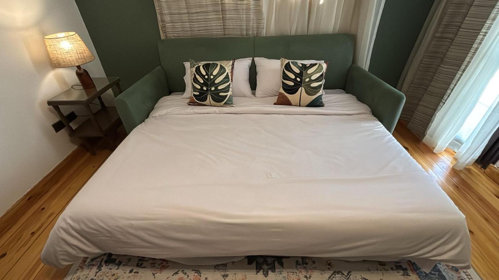 Vintage Charm & Spacious Comfort in Zayed 2000 - only families & single travelers