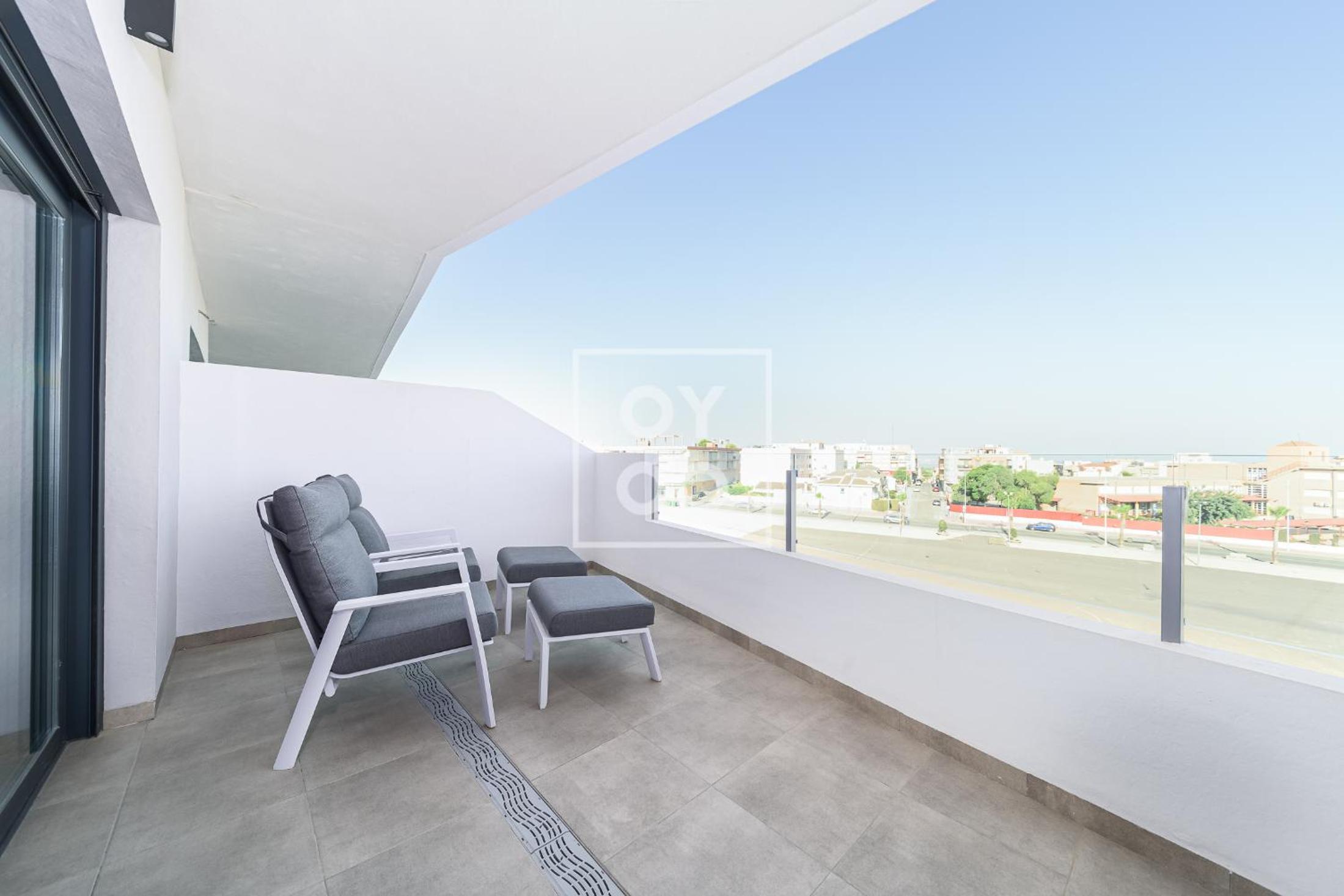 Solana Boutique Apartment, pool, serenity and views, by OYOOSTAYS