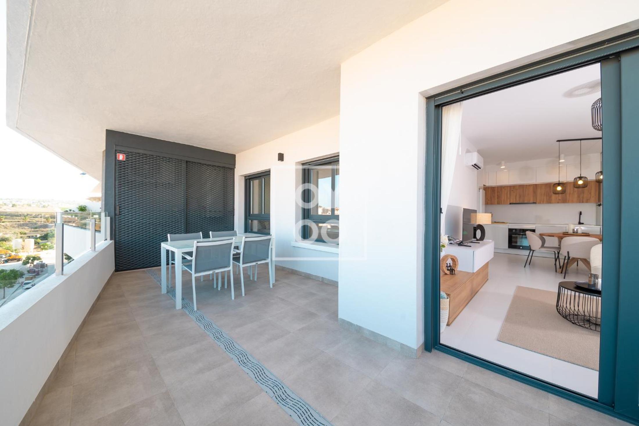 Solana Boutique Apartment, pool, serenity and views, by OYOOSTAYS