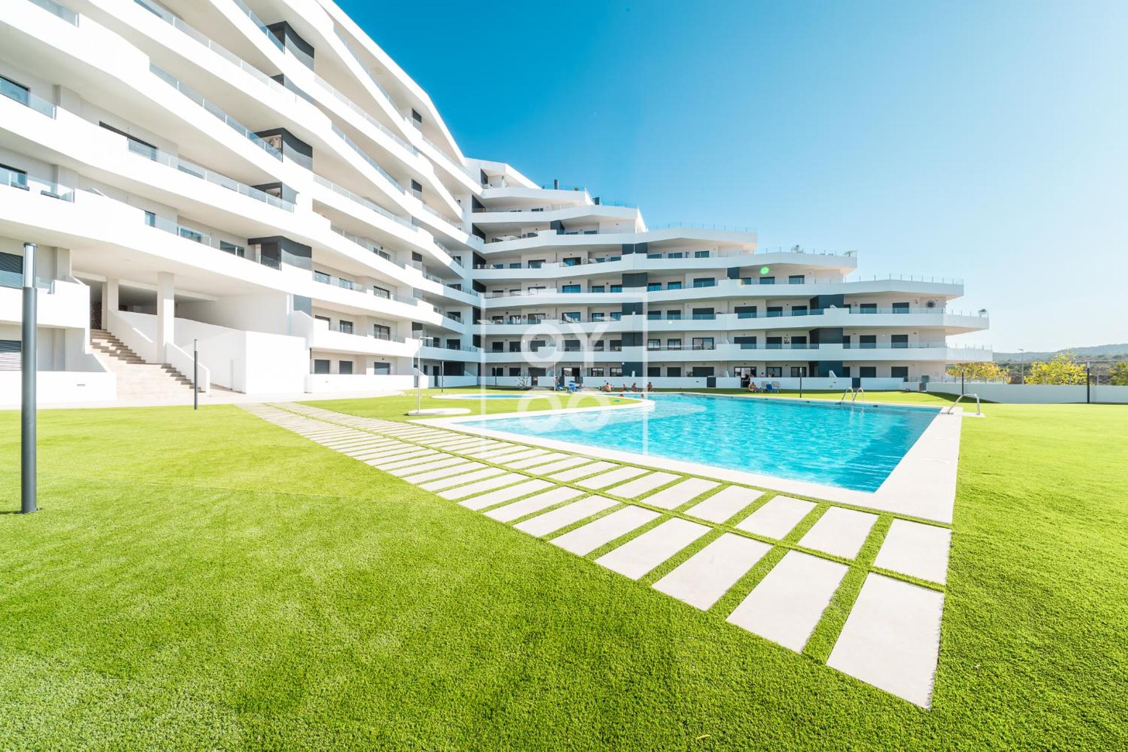 Solana Boutique Apartment, pool, serenity and views, by OYOOSTAYS