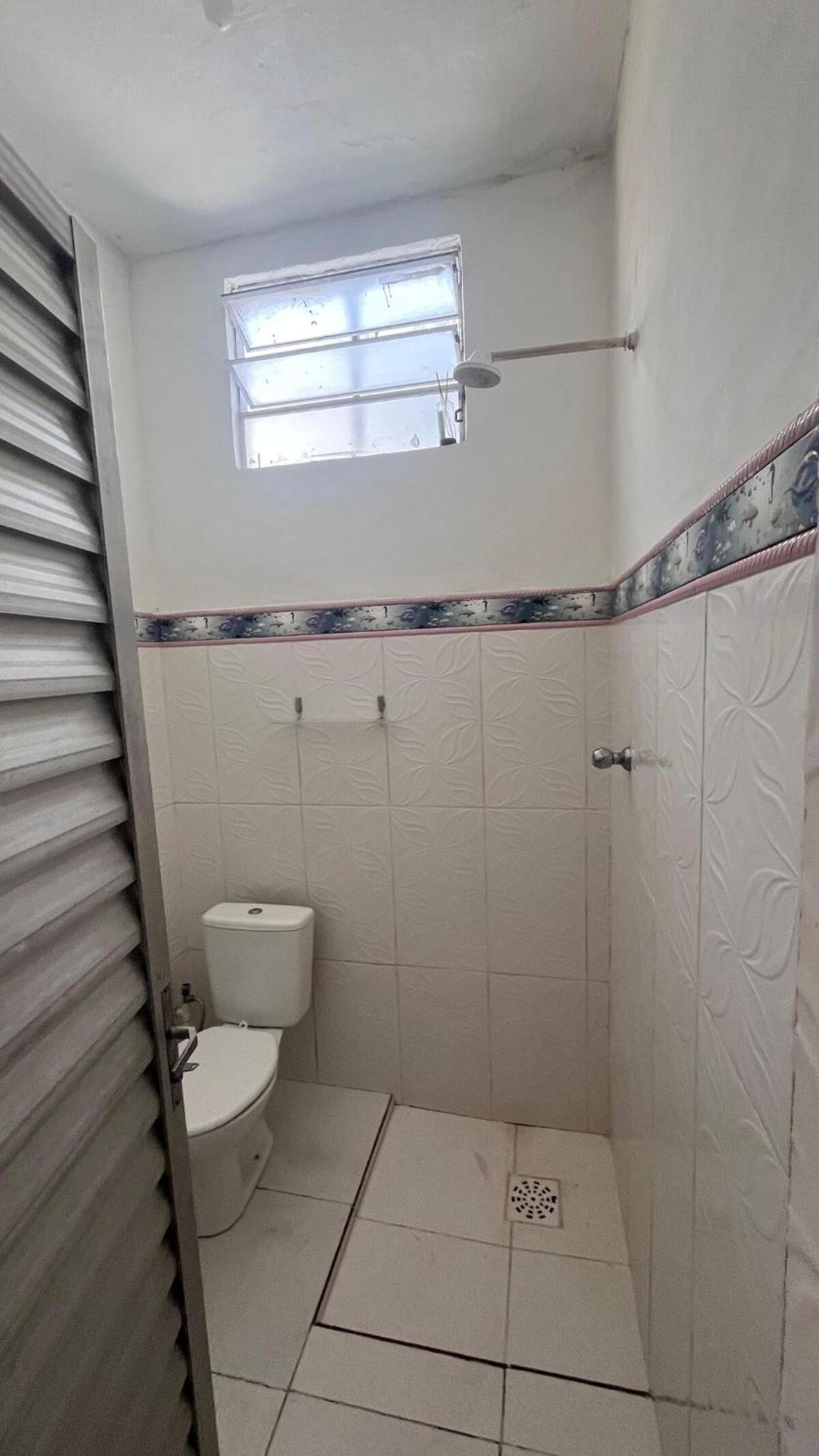 Casa inteira na Almirante Barroso